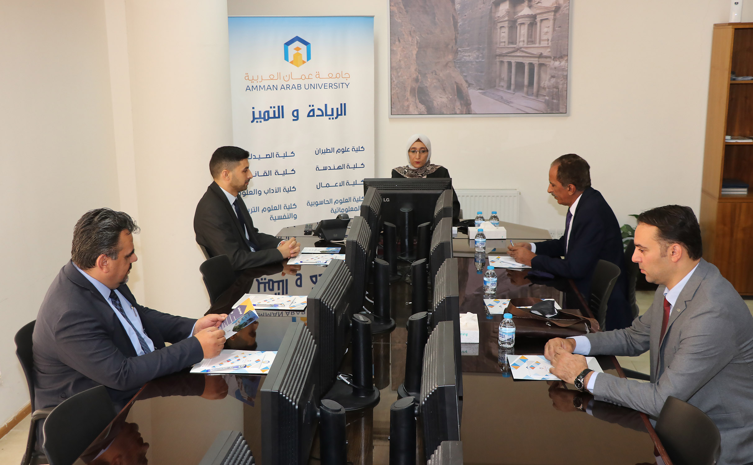 "عمان العربية " و " الاستقلال" تبحثان سبل التعاون الأكاديمي والبحثي المشترك1