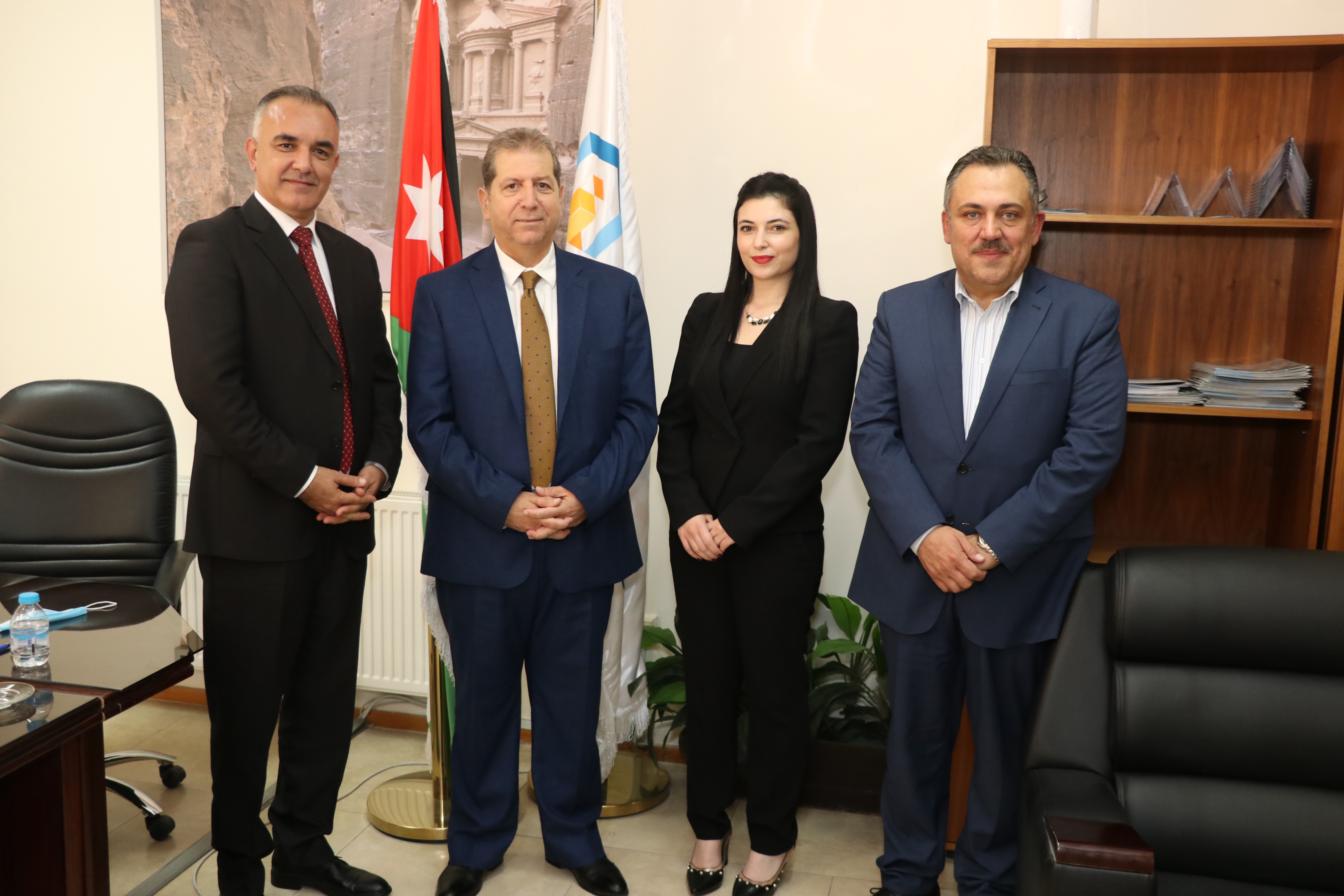 خريجو "جامعة عمان العربية" يستمرون بالتميز والإبداع1