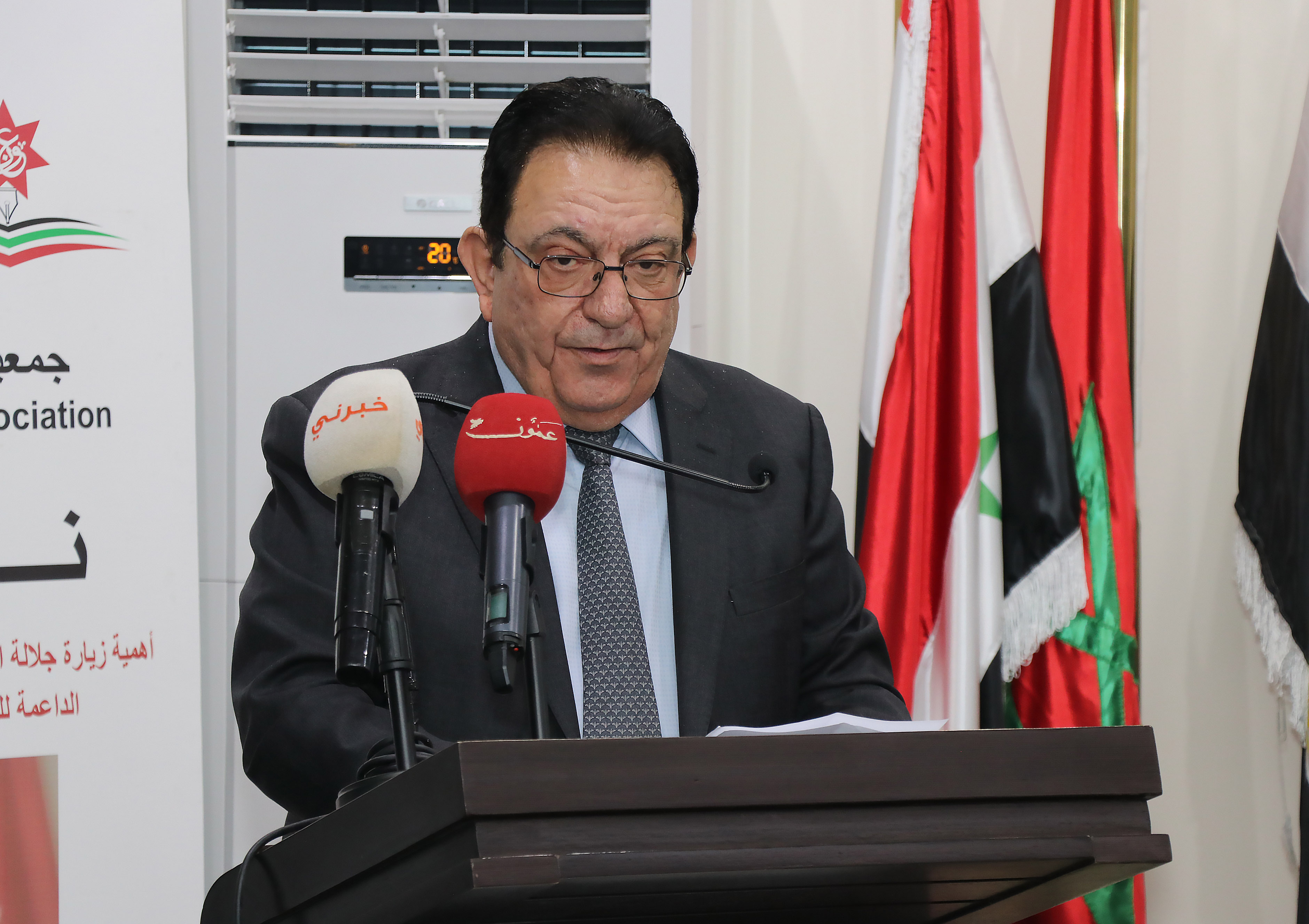 جامعة عمان العربية تستضيف ندوة بالتعاون مع جمعية عون الثقافية الوطنية عن جهود جلالة الملك الداعمة للقضايا العربية 4