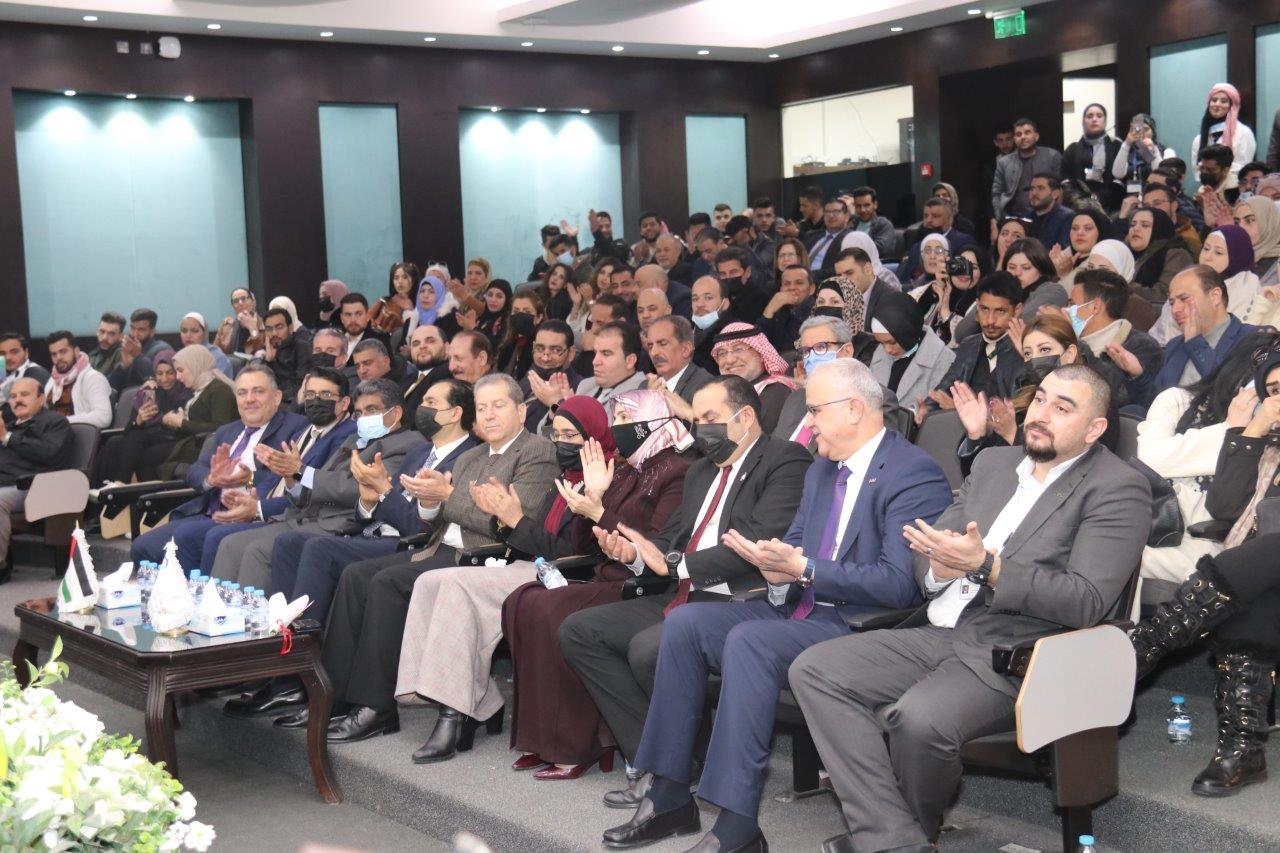 "عمان العربية" تحتفل بعيد ميلاد جلالة الملك وذكرى معركة الكرامة ويوم الأم12