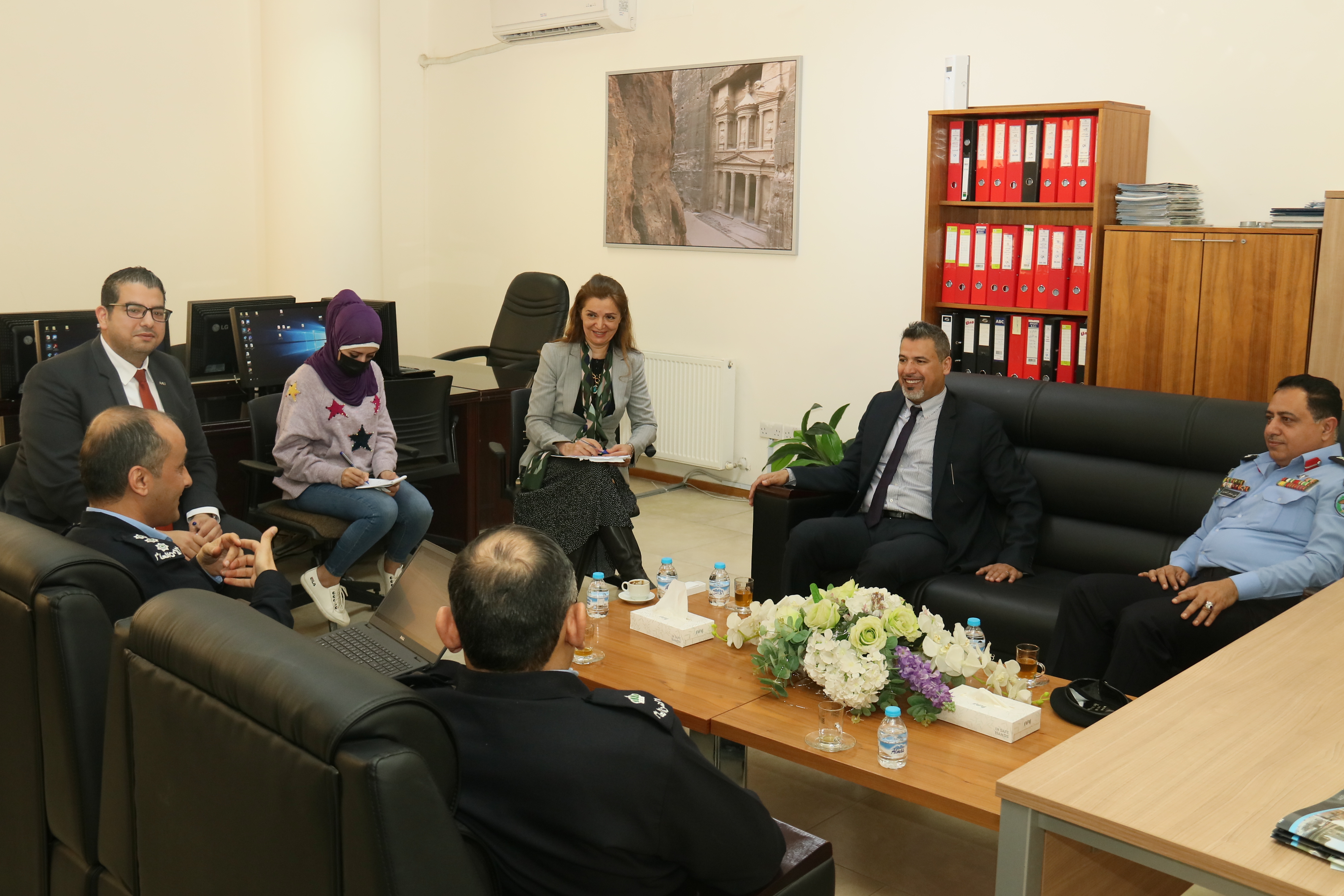 بحث اوجه التعاون٣
