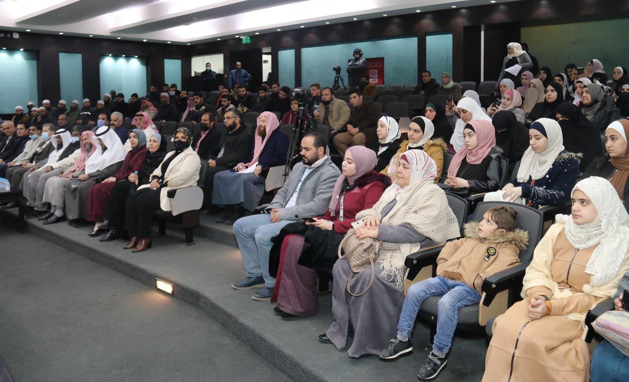 "عمان العربية" تنظم فعاليات مسابقة "حمود ناصر الجبري" لحفظ القرآن الكريم5