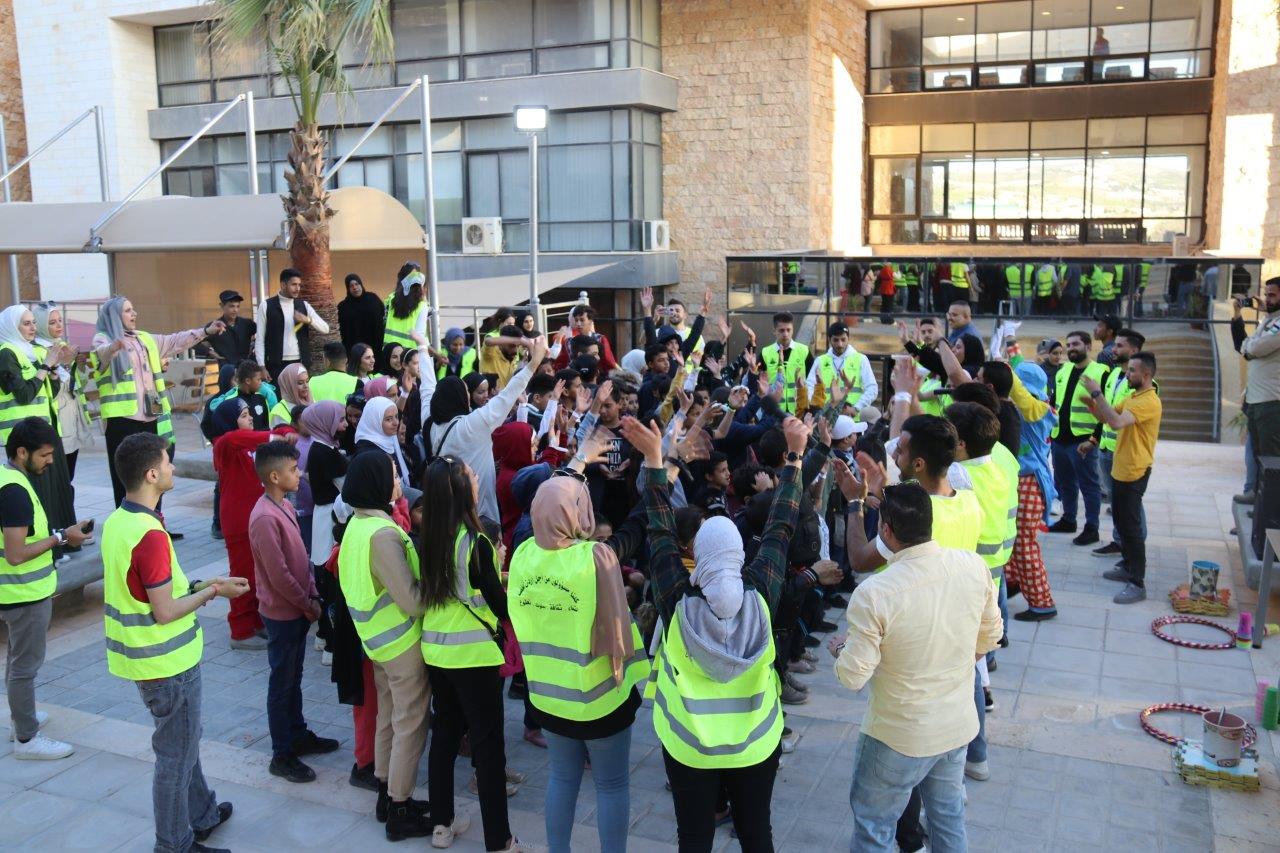 "عمان العربية" تقييم حفل إفطار رمضاني في الحرم الجامعي5