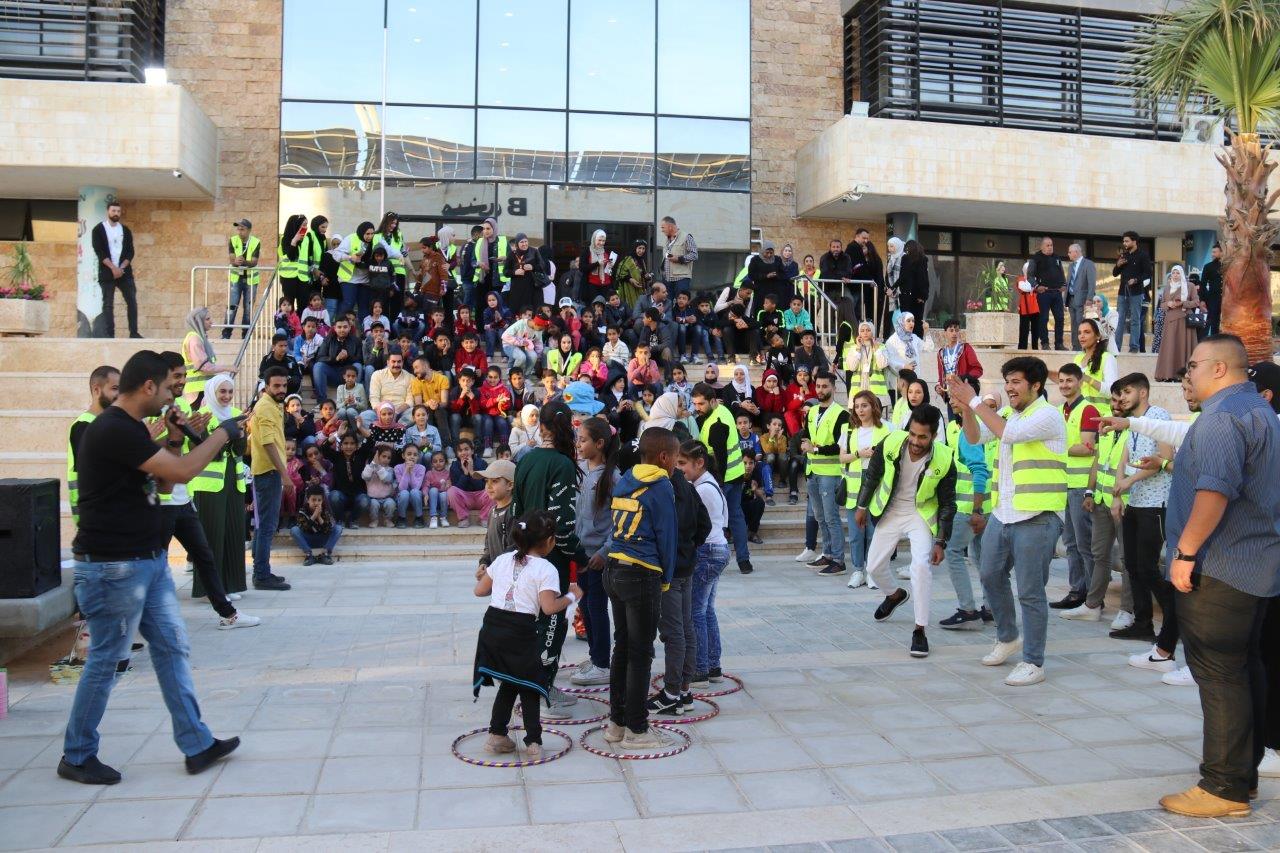 "عمان العربية" تقييم حفل إفطار رمضاني في الحرم الجامعي7