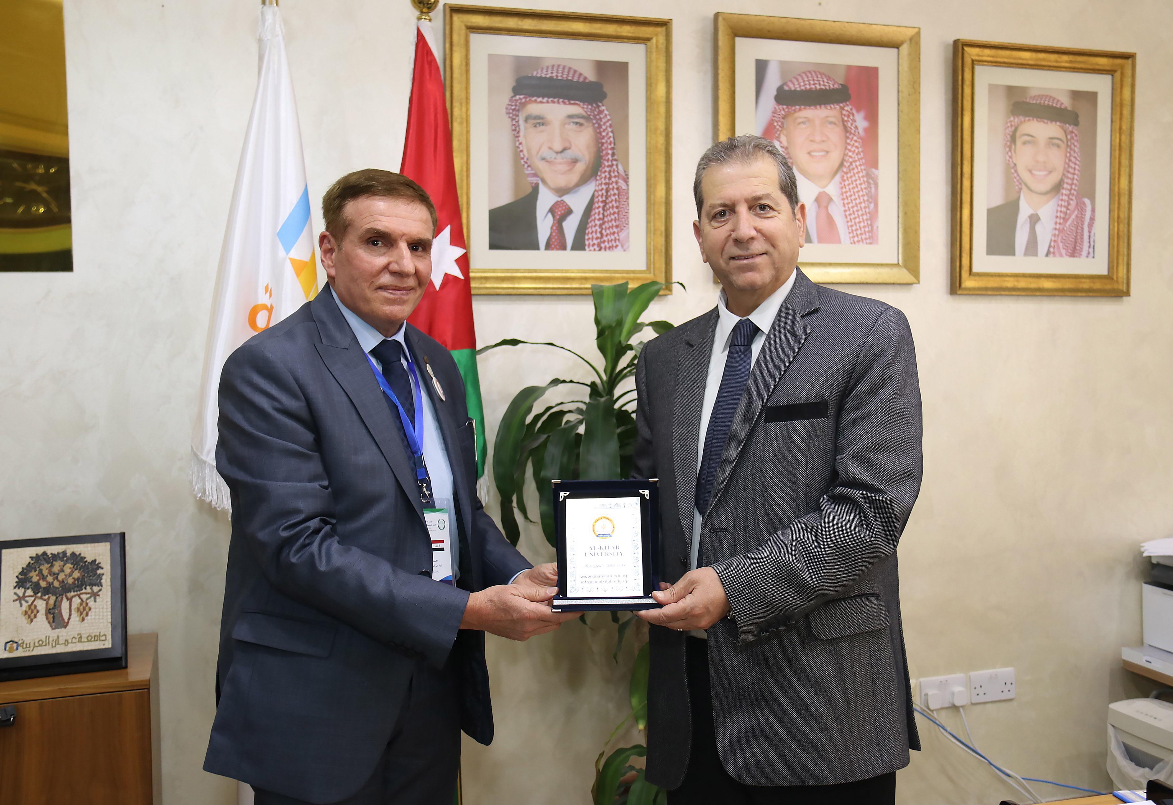 "عمان العربية" بصدد ابرام اتفاقية تعاون مع جامعة الكتاب في المجالات الطبية وصيانة الطائرات4