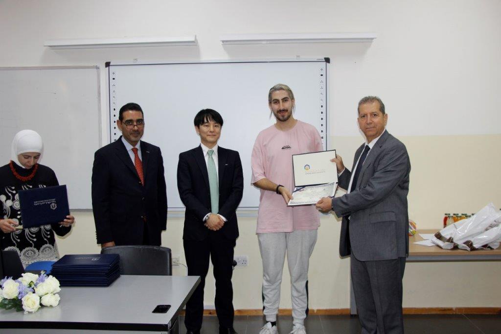تخريج الفوج الأول من دارسي اللغة اليابانية من بواكير التعاون بين "عمان العربية" وجمعية جايكا اليابانية1
