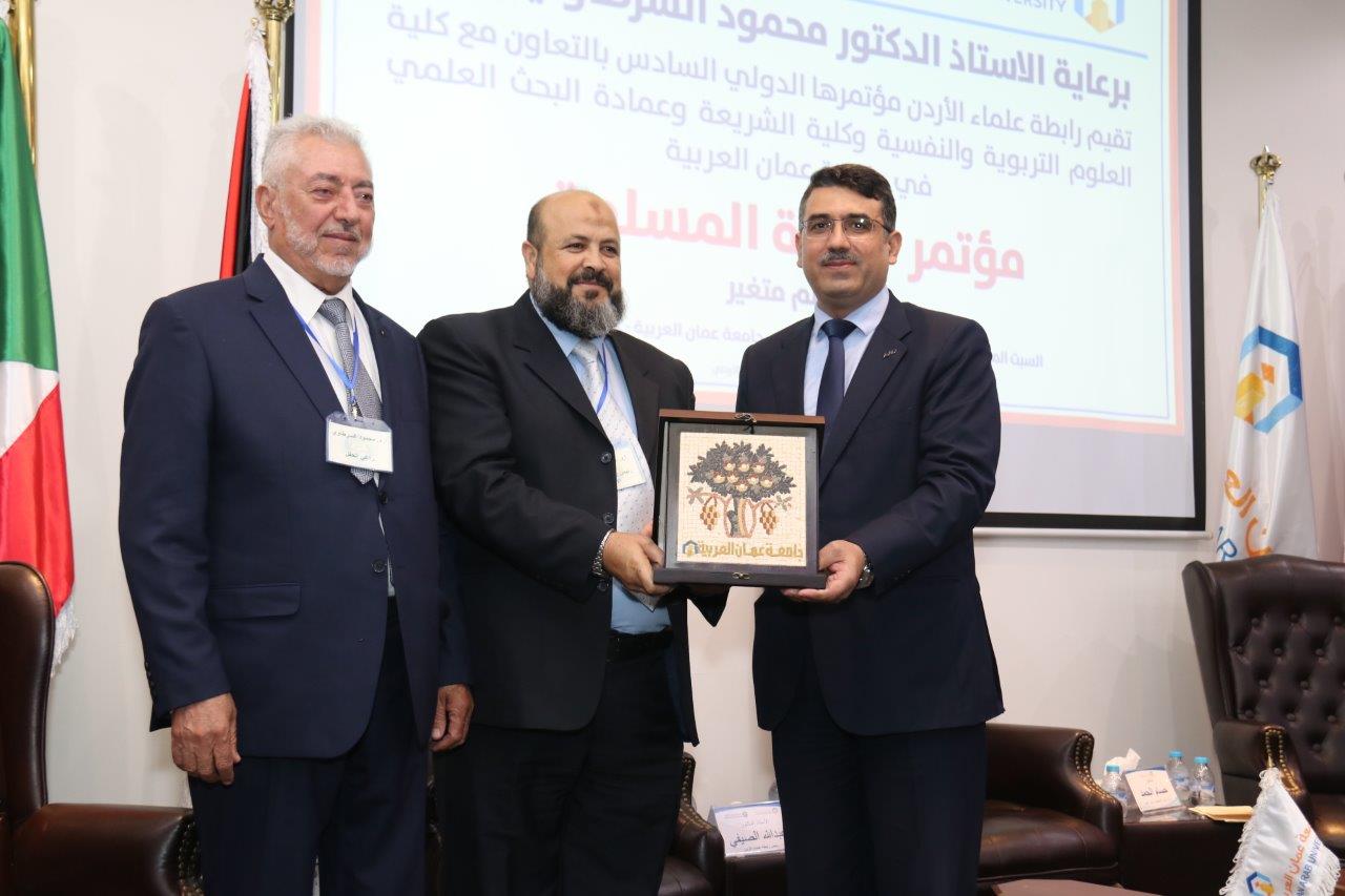 اختتام فعاليات مؤتمر "المرأة المسلمة في عالم متغير" في رحاب جامعة عمان العربية11