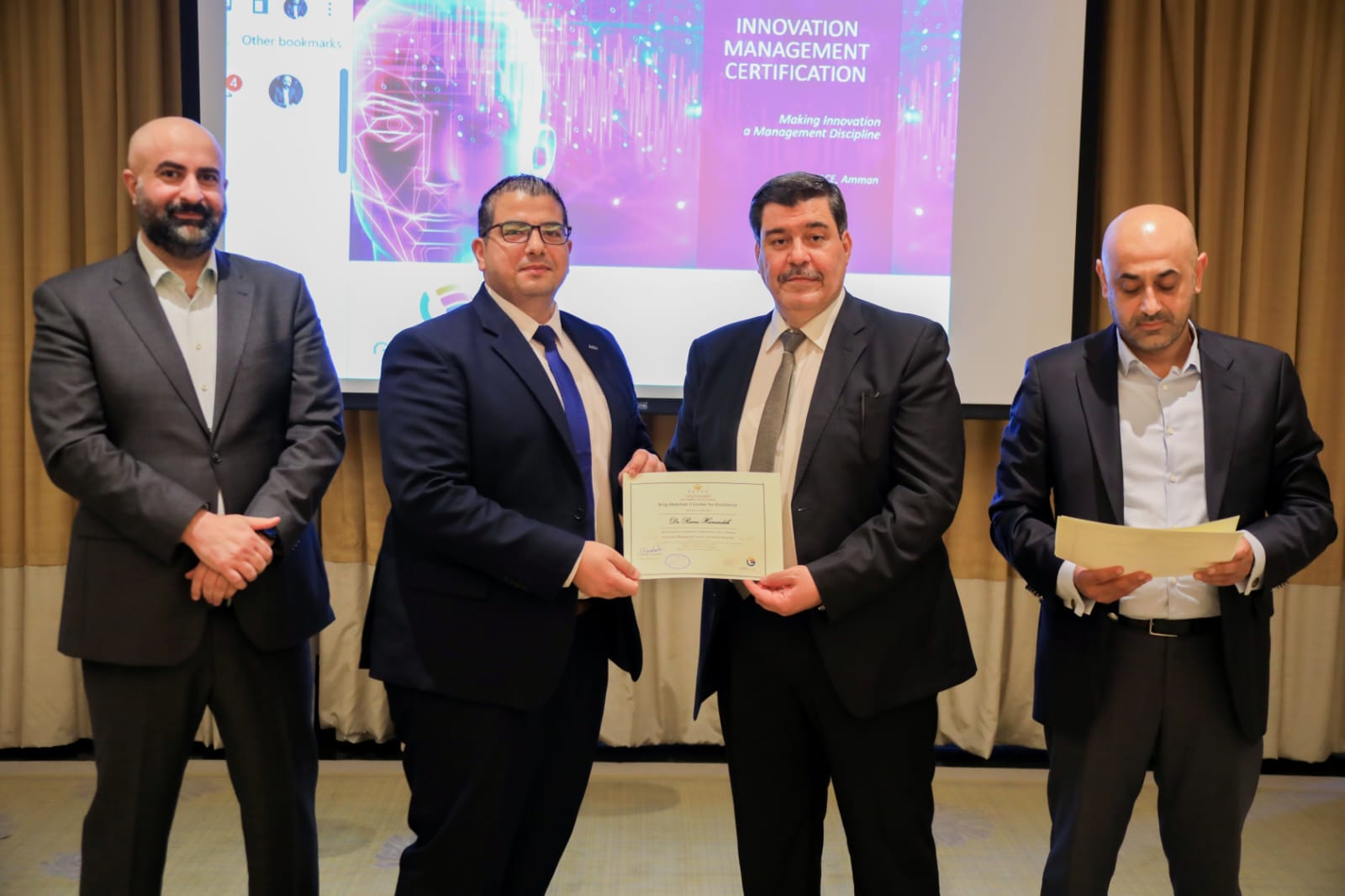 جامعة عمان العربية تشارك في تدريب إداري ابتكار معتمد للجامعات الخاصة3