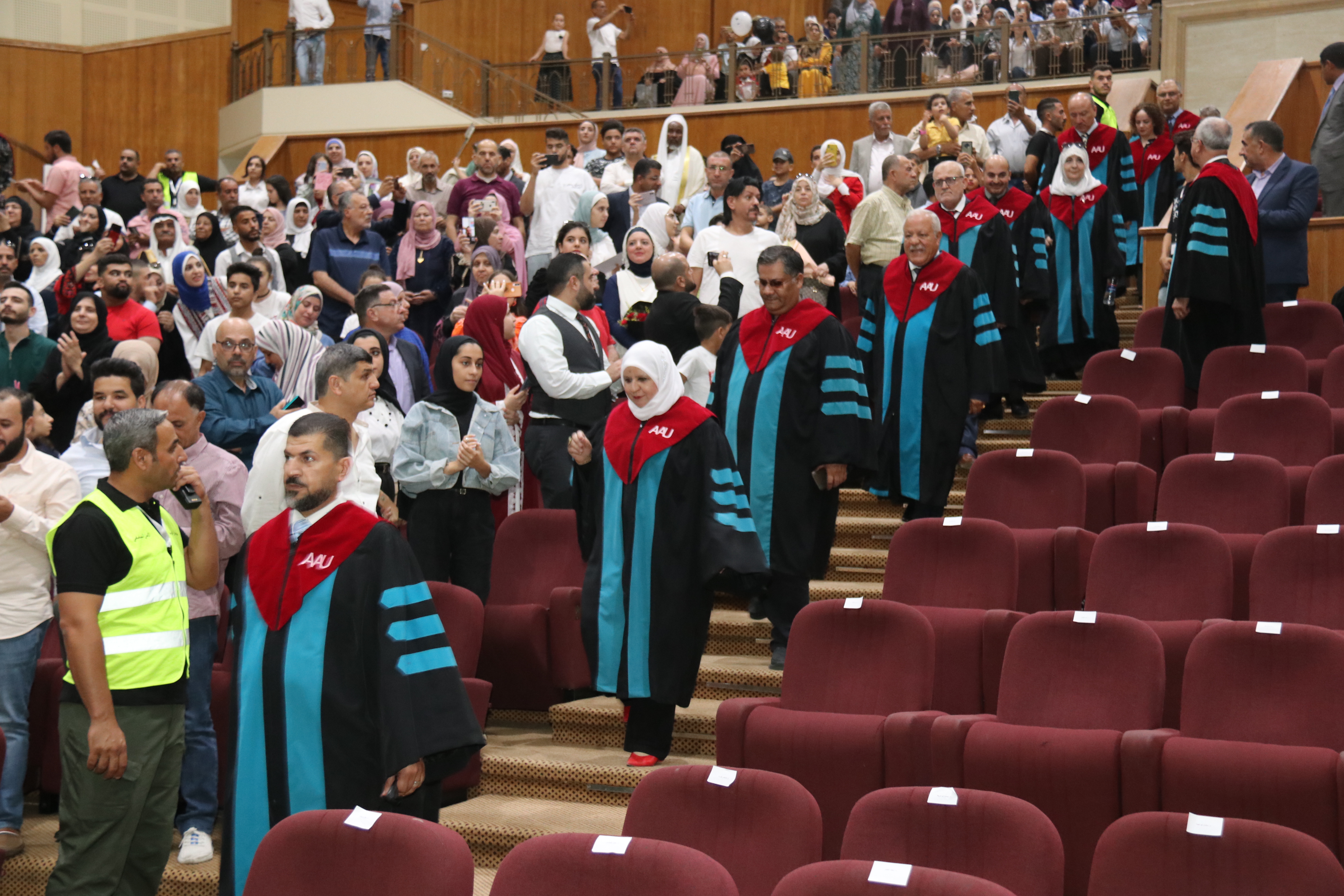 مشاهد أولية لاحتفالات جامعة عمان العربية بخريجيها للعام الدراسي 2021-20224