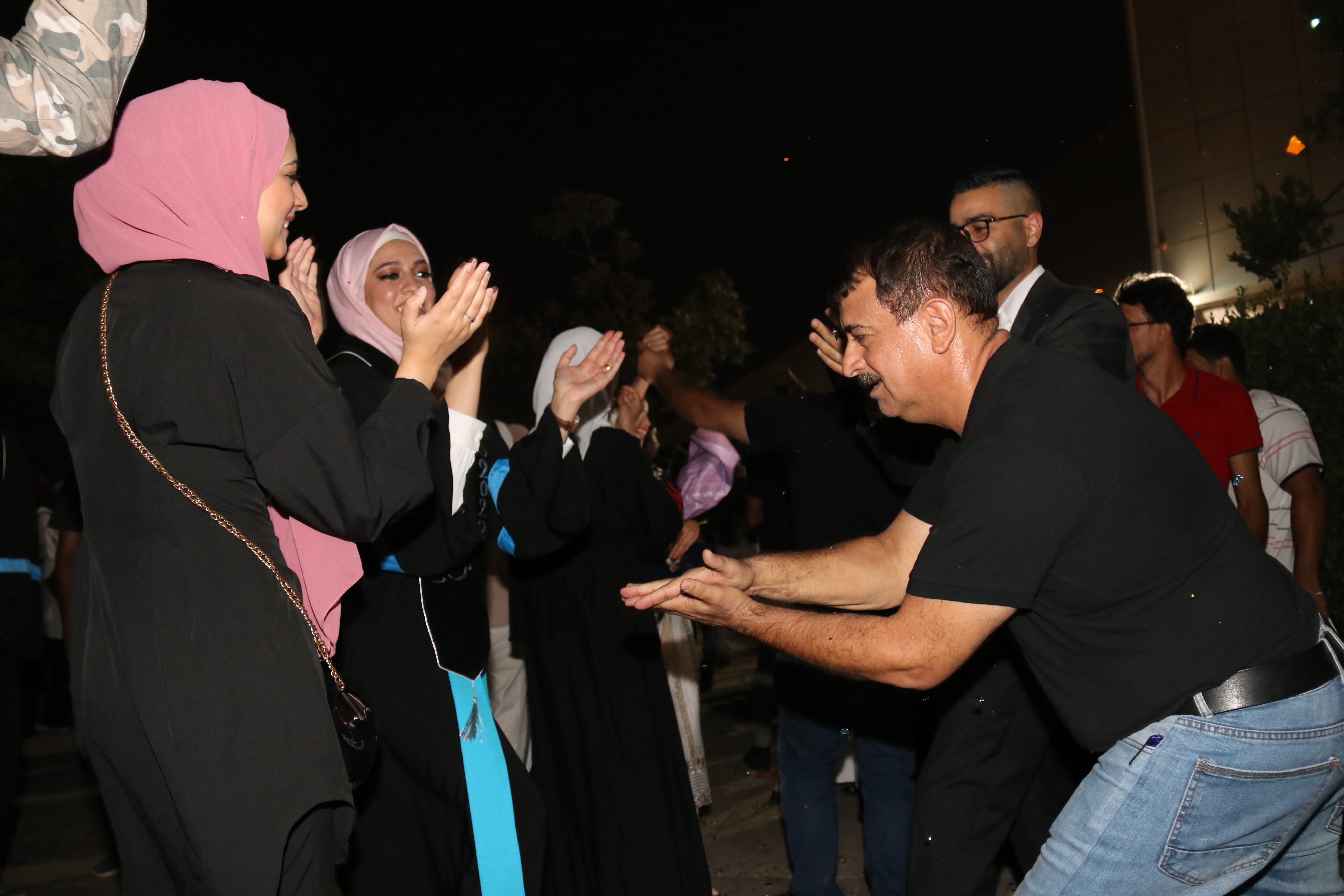 مشاهد أولية لاحتفالات جامعة عمان العربية بخريجيها للعام الدراسي 2021-202226