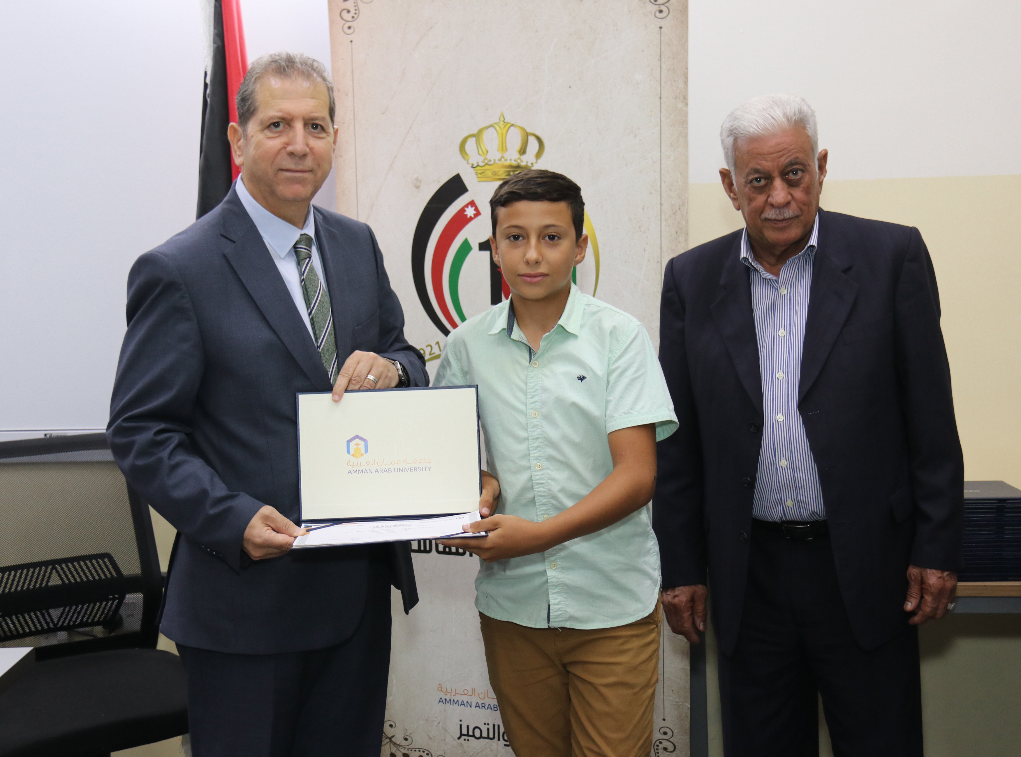 جامعة عمان العربية تقدم دورات تدريبية للمجتمع المحلي9