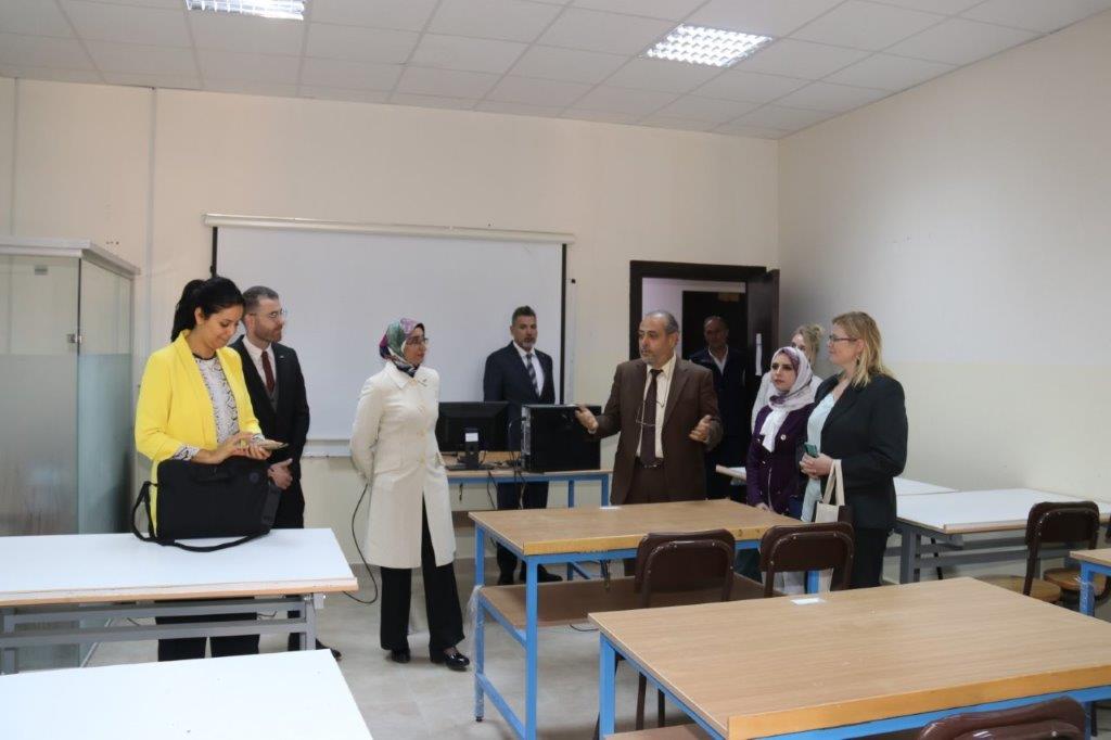 "عمان العربية" تستقبل وفداً من عدة جامعات هولندية لبحث سبل التعاون26