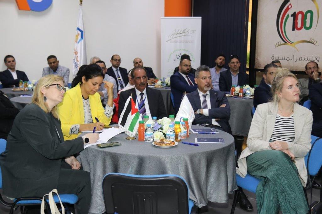 "عمان العربية" تستقبل وفداً من عدة جامعات هولندية لبحث سبل التعاون41