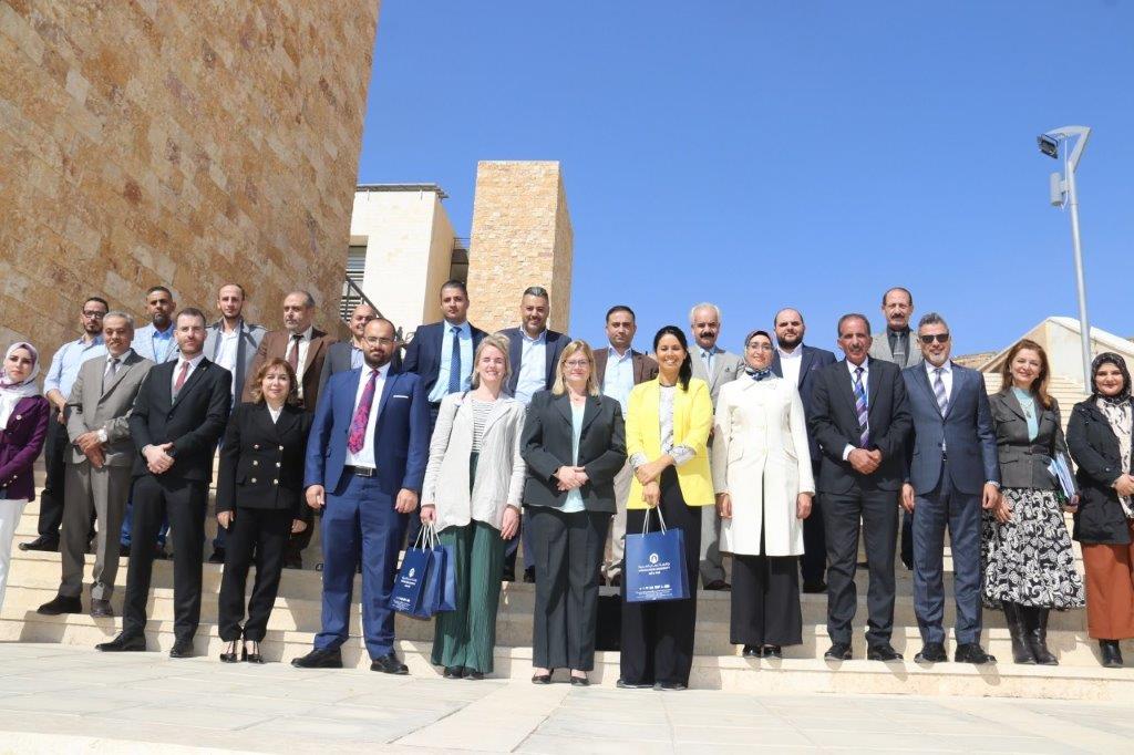 "عمان العربية" تستقبل وفداً من عدة جامعات هولندية لبحث سبل التعاون54