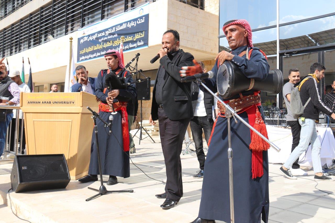 "عمان العربية" تستقبل طلبتها الجدد بأجواء من الفرح والتفاؤل9