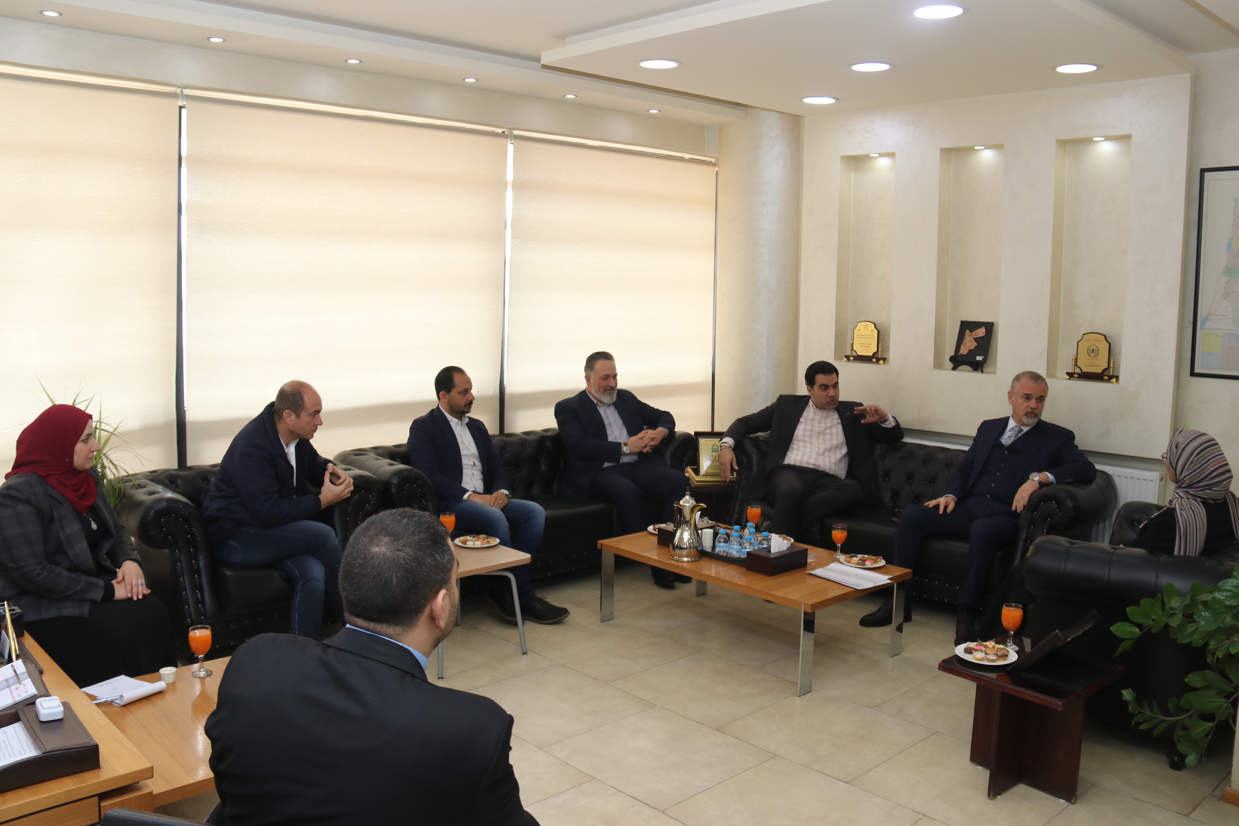 جامعة عمان العربية أول جامعة تدخل عالم الميتافيرس4