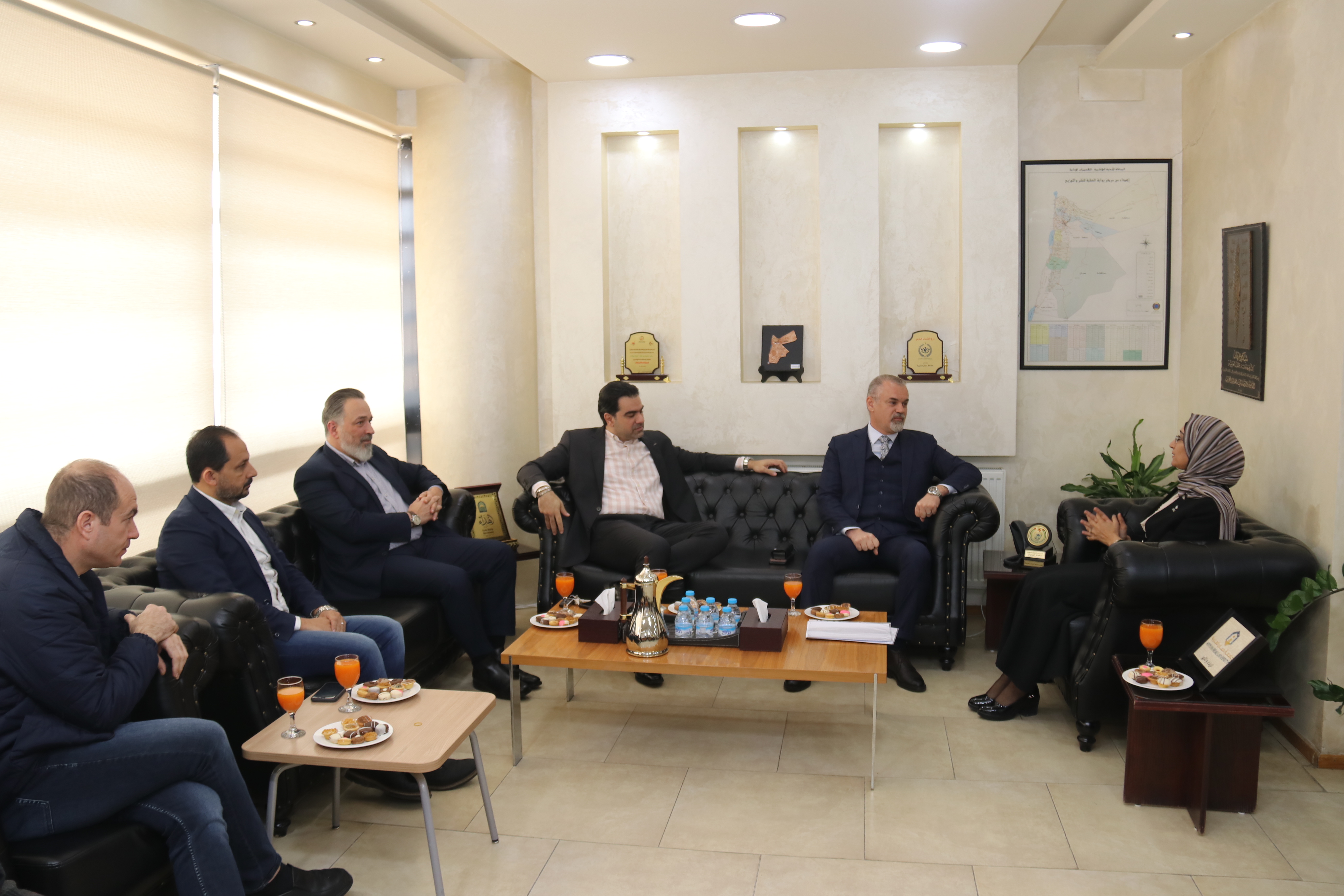 جامعة عمان العربية أول جامعة تدخل عالم الميتافيرس5