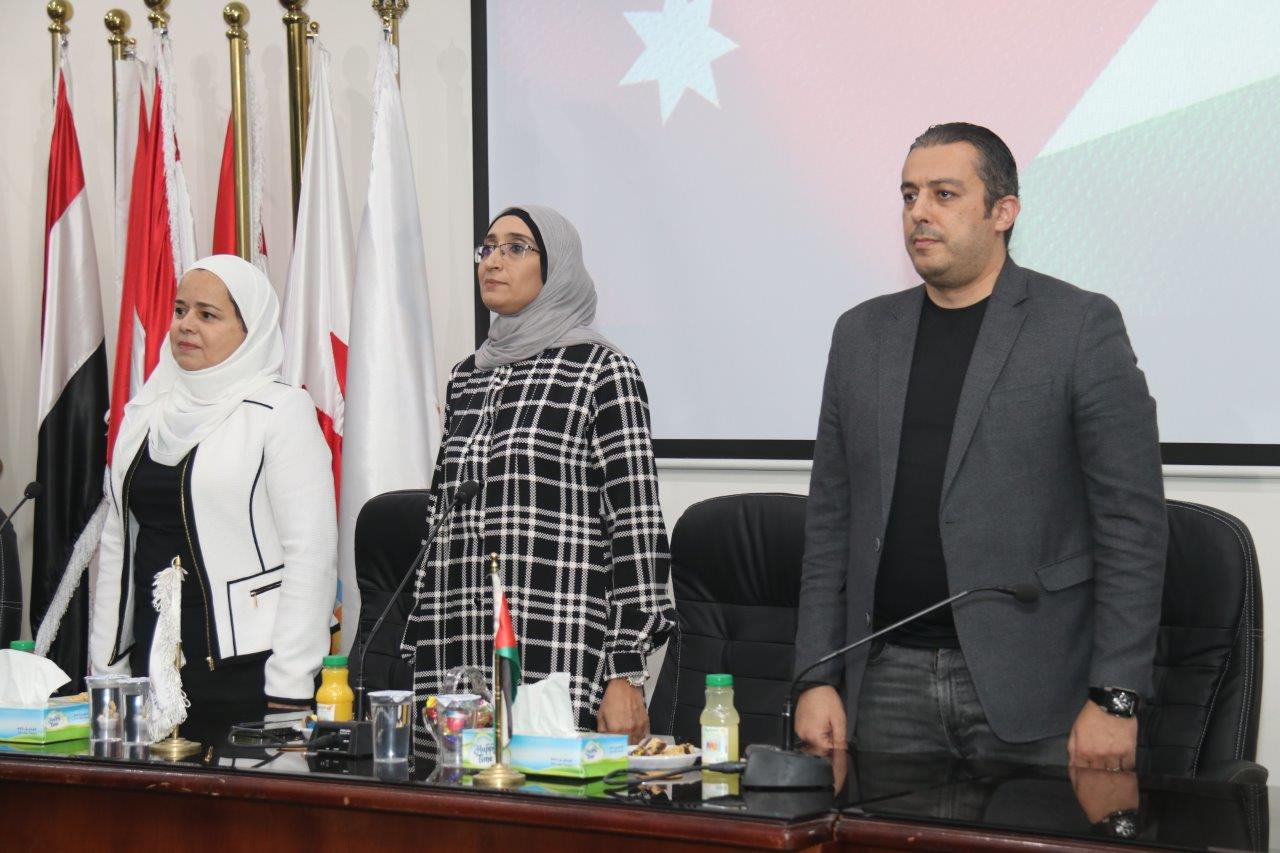 خريجو الصيدلة في " عمان العربية " يسردون قصص نجاحهم للطلبة المستجدين1