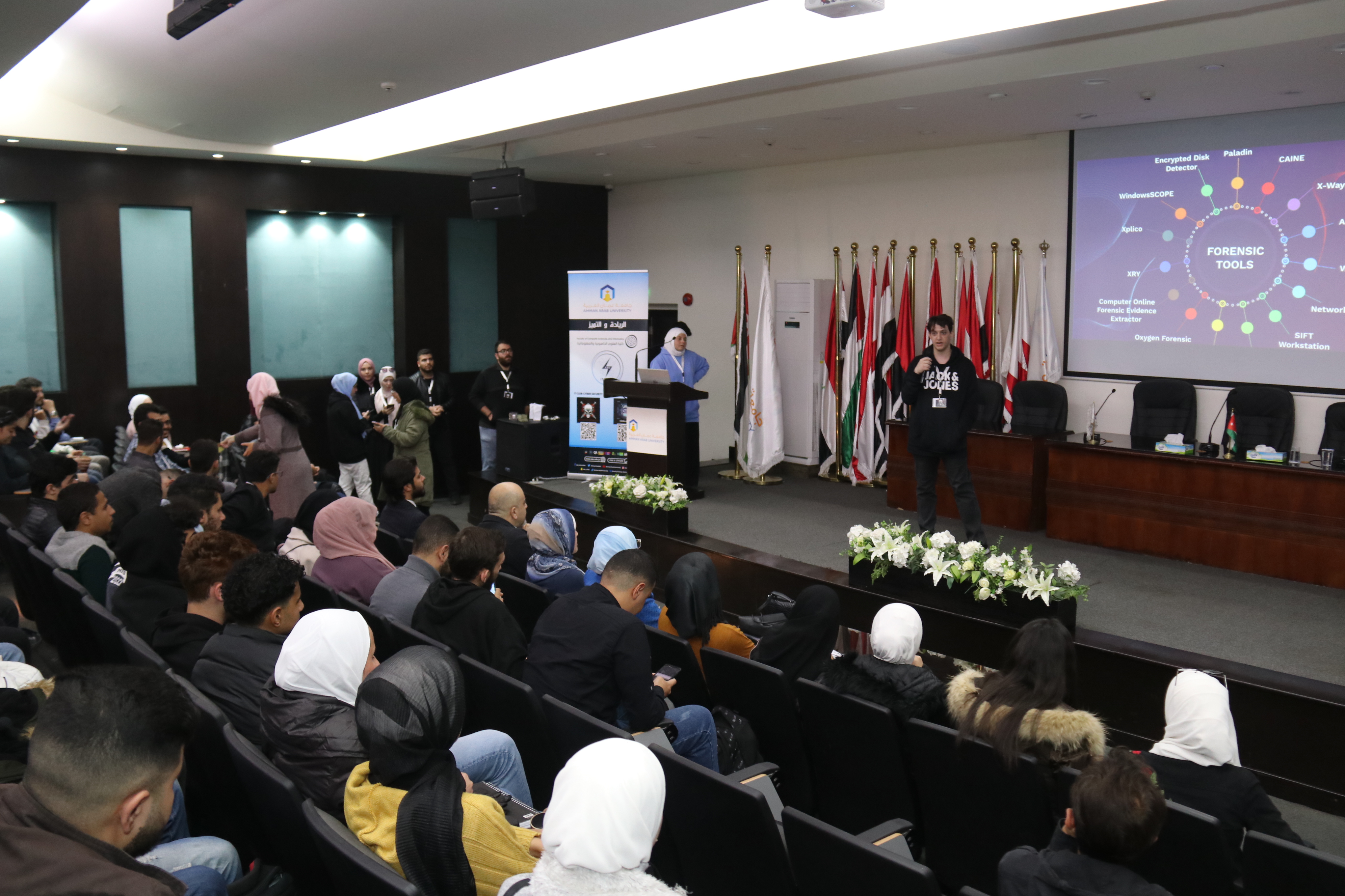 طلبة نادي تكنولوجيا المعلومات6