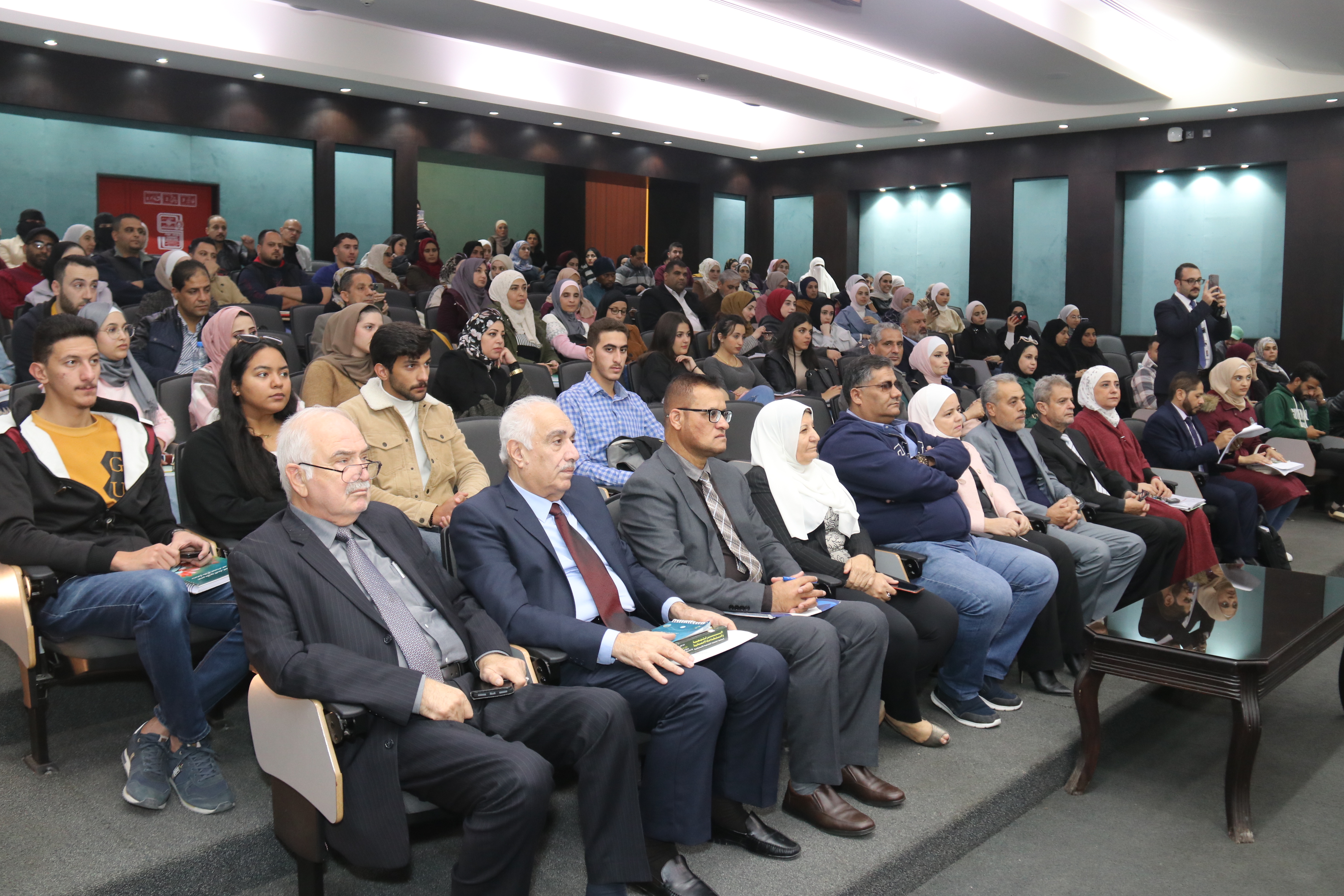 "عمان العربية" تستضيف المخترع الأردني نور الدين الديري1