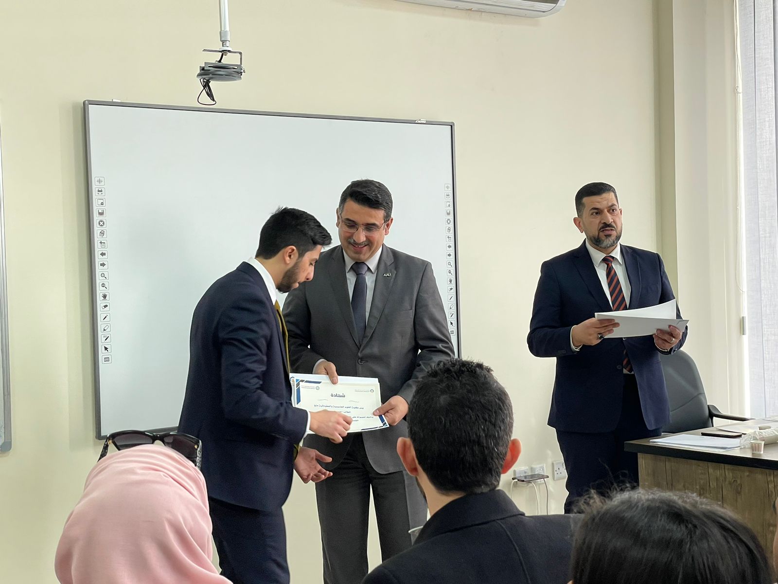 مشاريع تخرج إبداعية لطلبة العلوم الحاسوبية في "عمّان العربية"11