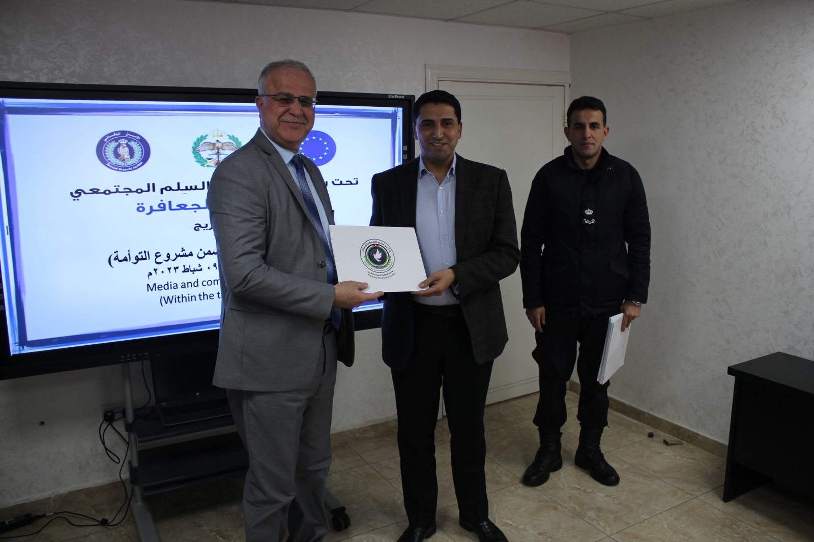 "عمان العربية" تشارك في فعاليات دورة الاعلام والتواصل بالتعاون مع مديرية الأمن العام2