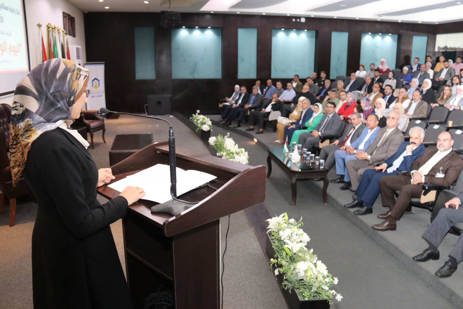 "بمشاركة 58 شركة في اليوم الوظيفي لجامعة عمّان العربية"8