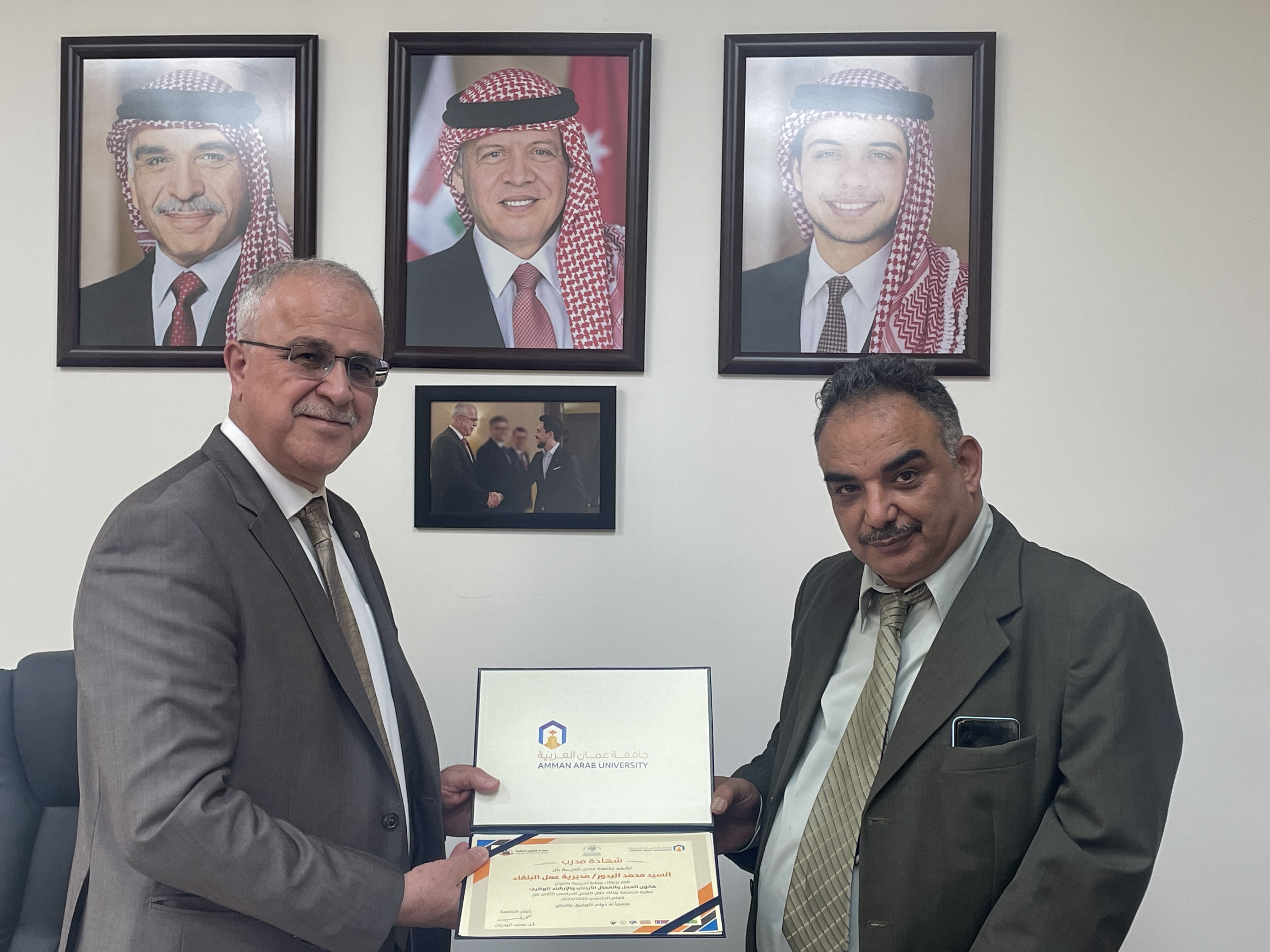 "بمشاركة 58 شركة في اليوم الوظيفي لجامعة عمّان العربية"27