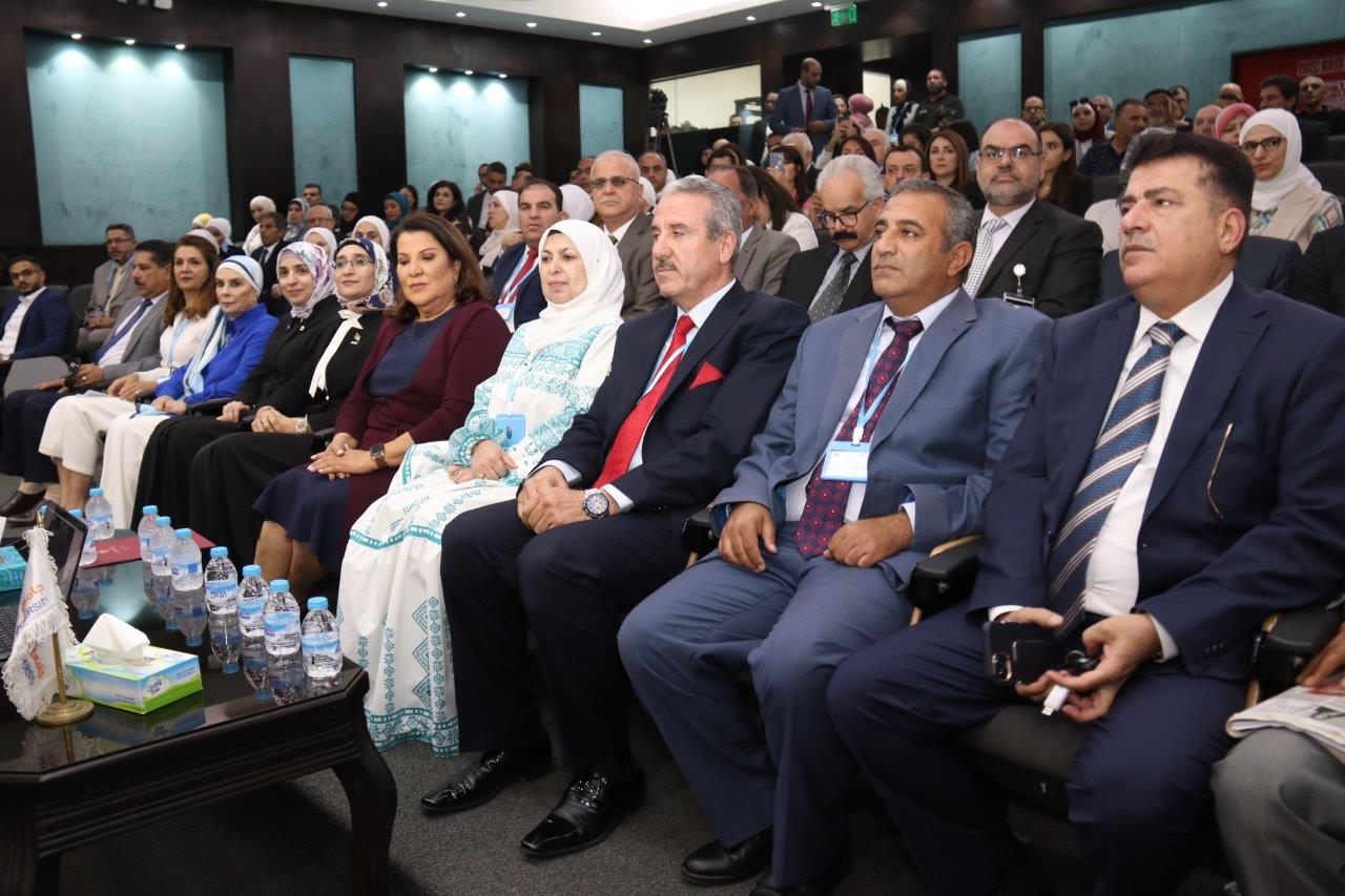 المرأة ولغة الضاد في ريادة الأعمال والتربية الرقمية3