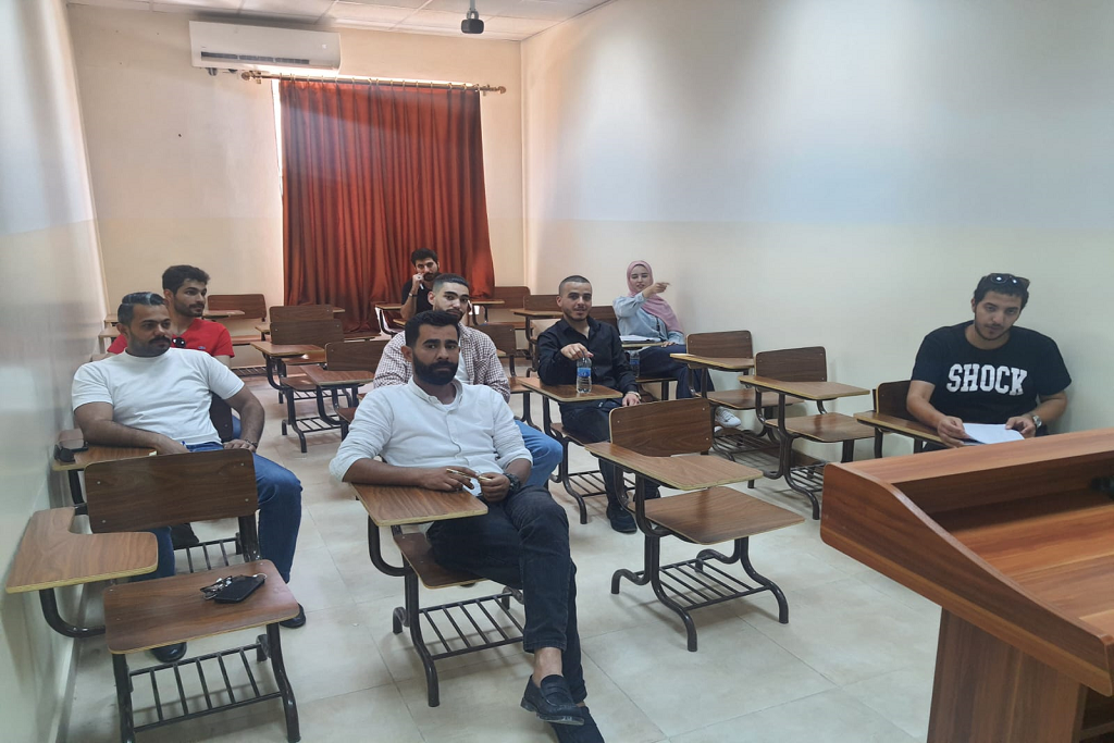 ورشة هندسية متقدمة لطلبة "عمان العربية"3