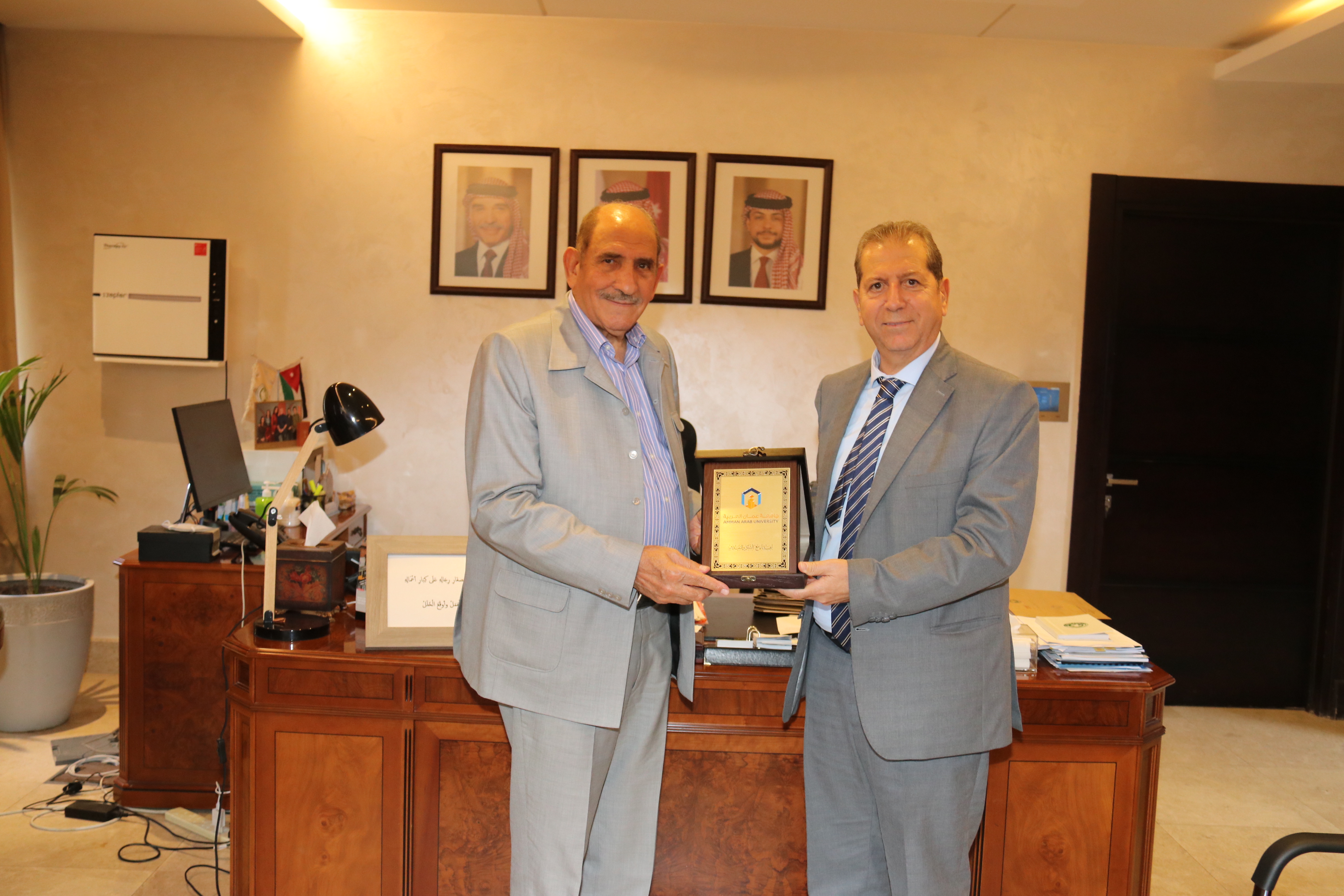 معالي رئيس مجلس إدارة شركة الفوسفات يستقبل وفداً من جامعة عمان العربية برئاسة رئيس الجامعة 2