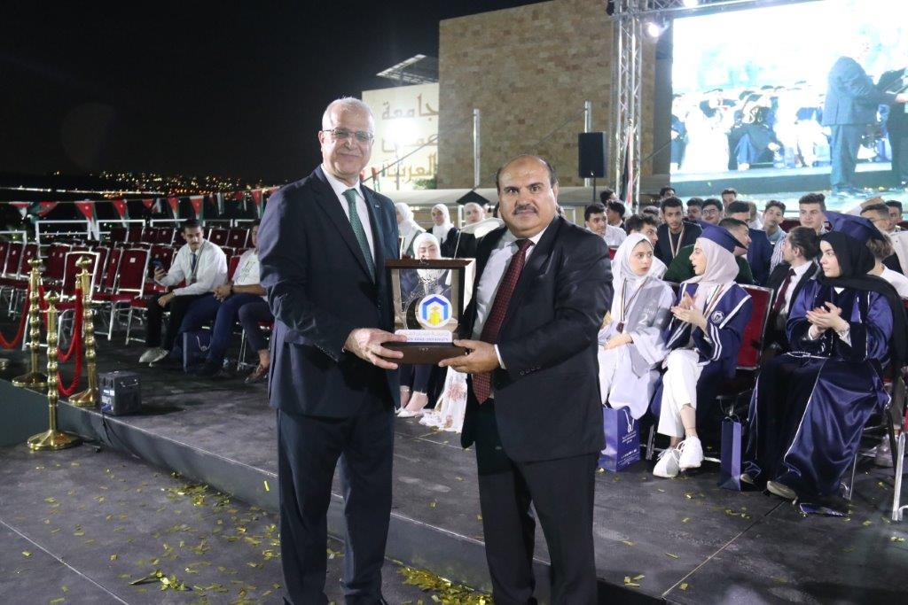 العيسوي يرعى احتفال جامعة عمان العربية55
