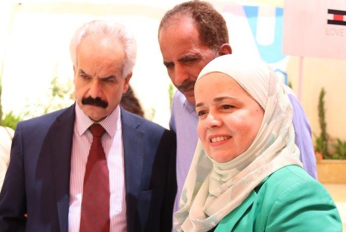 جامعة عمان العربية تنظم يوم مميز لصحة وجمال البشرة 23