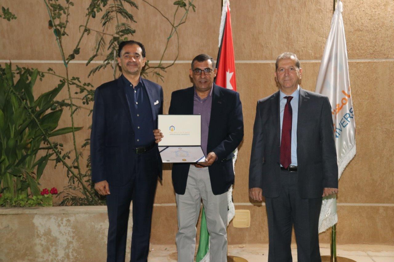 حفل رواد جامعة عمان العربية الأول12