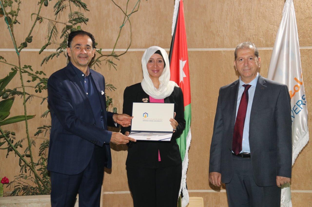 حفل رواد جامعة عمان العربية الأول14
