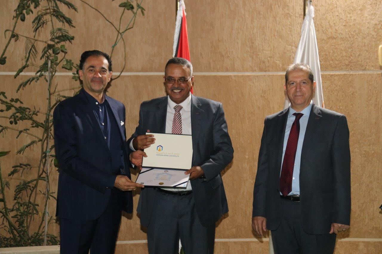 حفل رواد جامعة عمان العربية الأول16