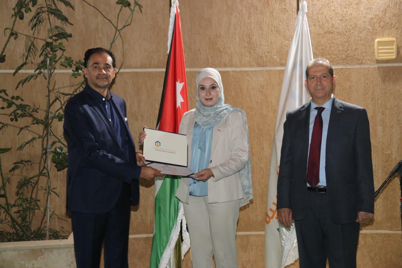 حفل رواد جامعة عمان العربية الأول22