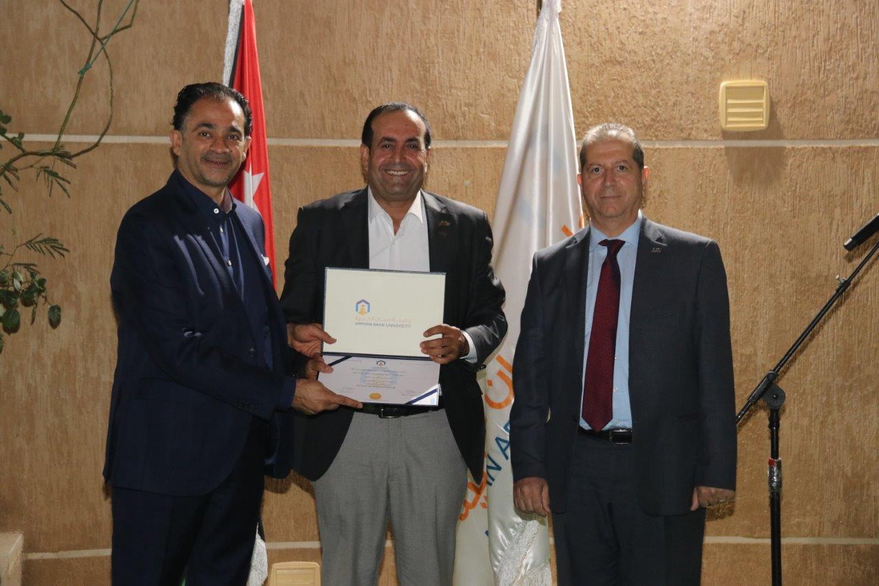 حفل رواد جامعة عمان العربية الأول29