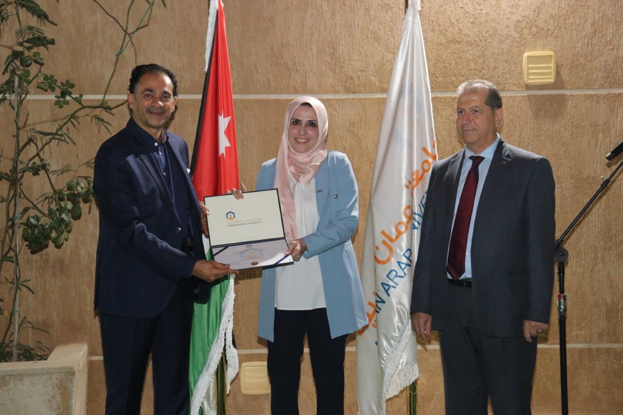 حفل رواد جامعة عمان العربية الأول38