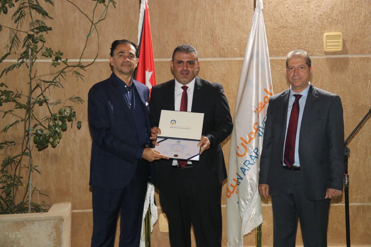 حفل رواد جامعة عمان العربية الأول41