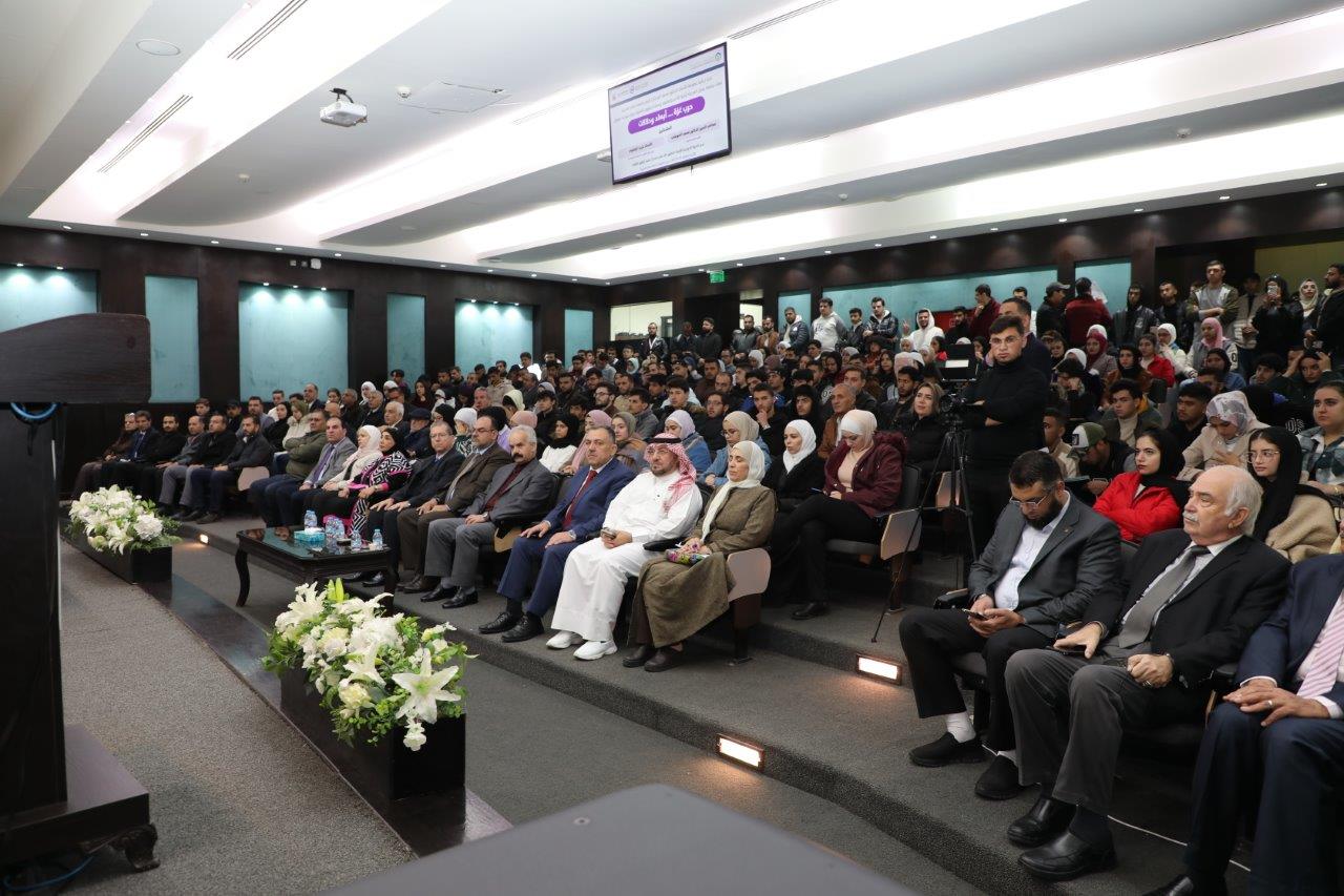 ندوة حوارية في جامعة عمان العربية بعنوان: "حرب غزة.. أبعاد ودلالات" 2