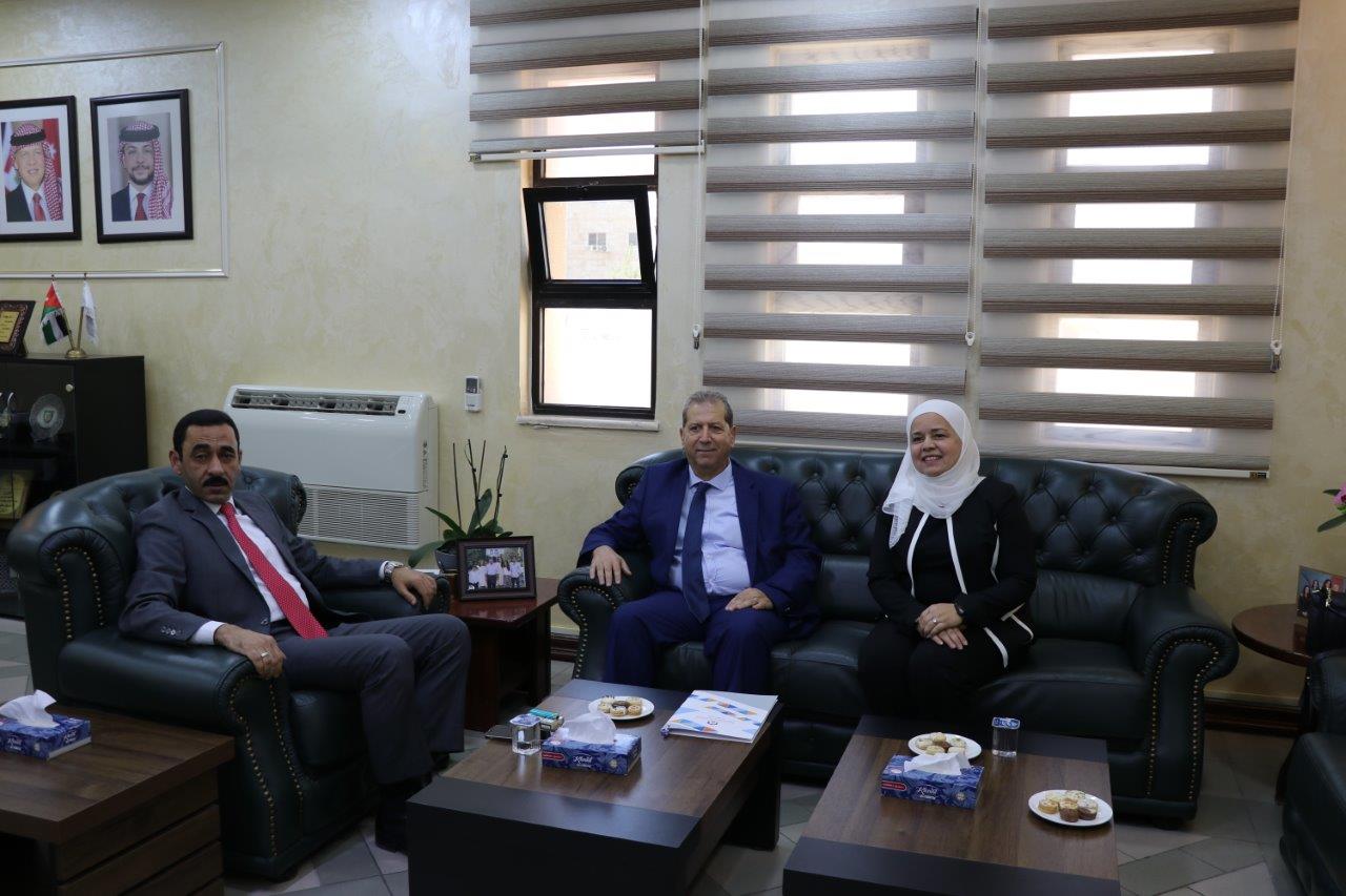 توقيع اتفاقية تعاون بين "عمان العربية" والمؤسسة العامة للغذاء والدواء1