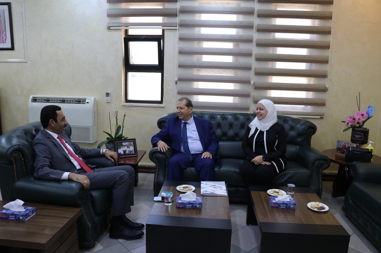 توقيع اتفاقية تعاون بين "عمان العربية" والمؤسسة العامة للغذاء والدواء2