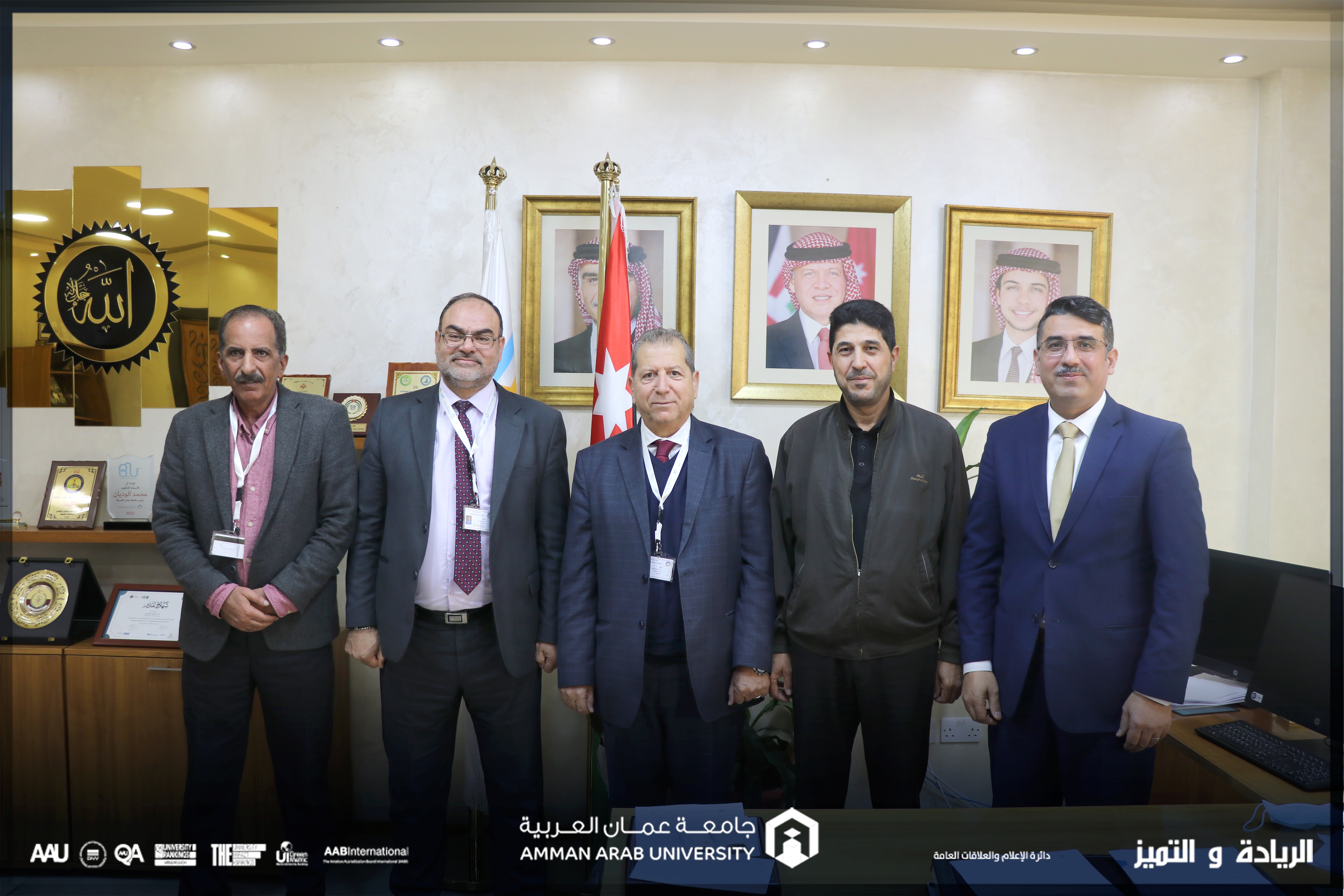 "عمان العربية" تتسلم كرسي متحرك لذوي الاحتياجات الخاصة كإهداء من السند الأمين للأجهزة الطبية3