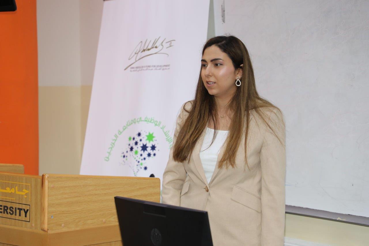 "عمان العربية" تستقبل وفداً من اللجنة الأمريكية للتبادل التعليمي فولبرايت - الأردن4