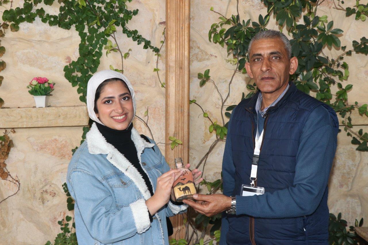 رحلة تعليمية للتعرف على المفاهيم الريادية لطلبة "عمان العربية"28