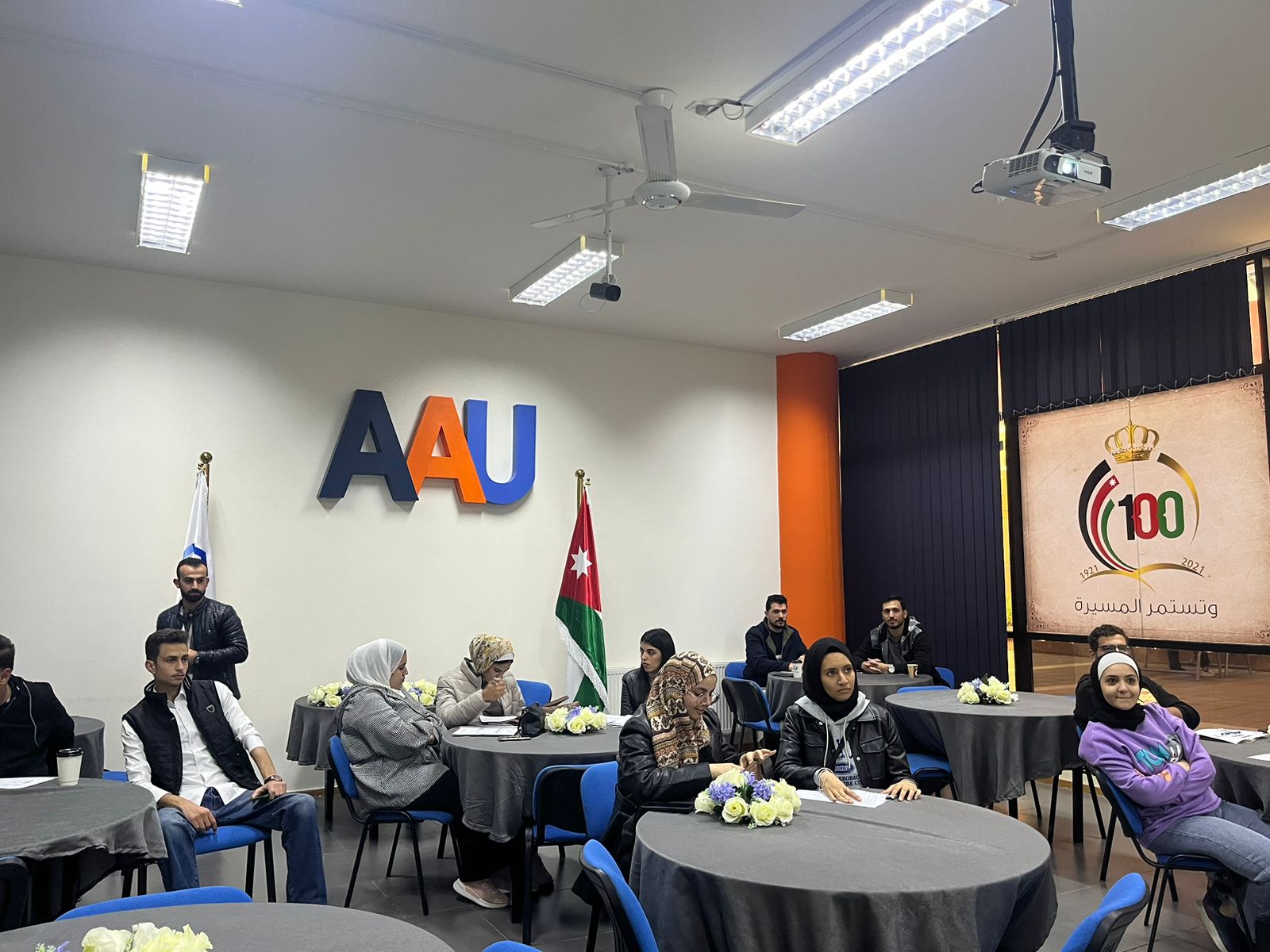 ورشة تدريبية متقدمة لطلبة "عمان العربية" حول تحليل ومناقشة القوائم المالية2
