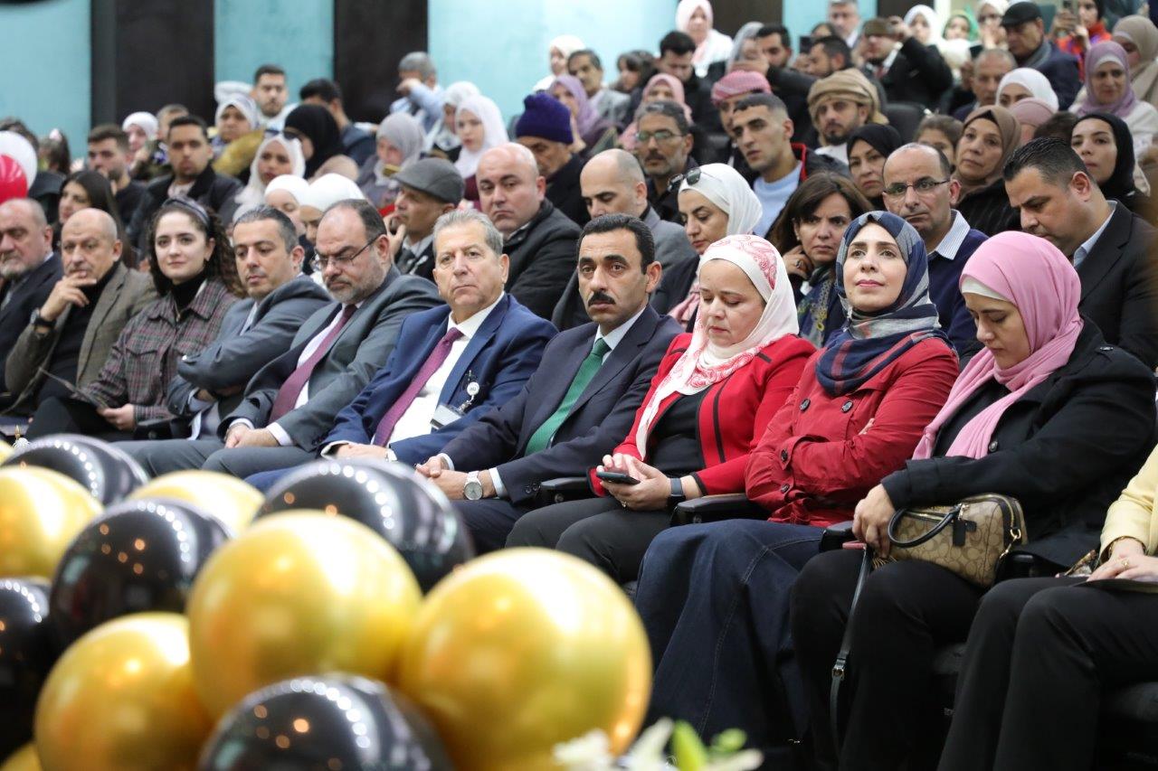 خريجو صيدلة "عمان العربية" يؤدون القسم القانوني ملتزمين بأخلاقيات المهنة12