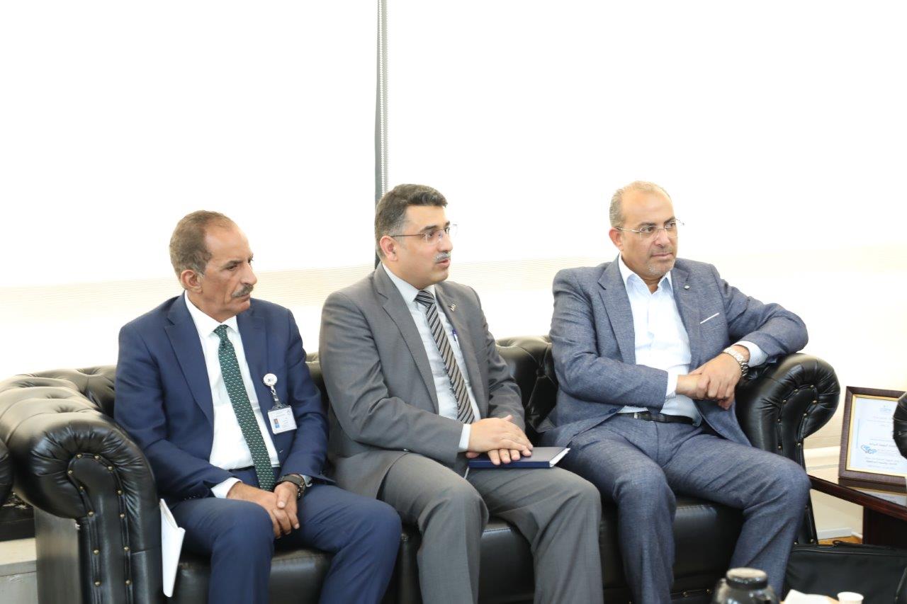 وفد من الهيئة التنفيذية ل IEEE / فرع الأردن يزور جامعة عمان العربية2