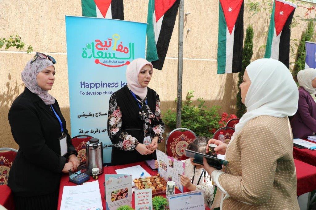 اليوم الوظيفي التاسع في "عمان العربية" بمشاركة متميزة من (78) شركة50